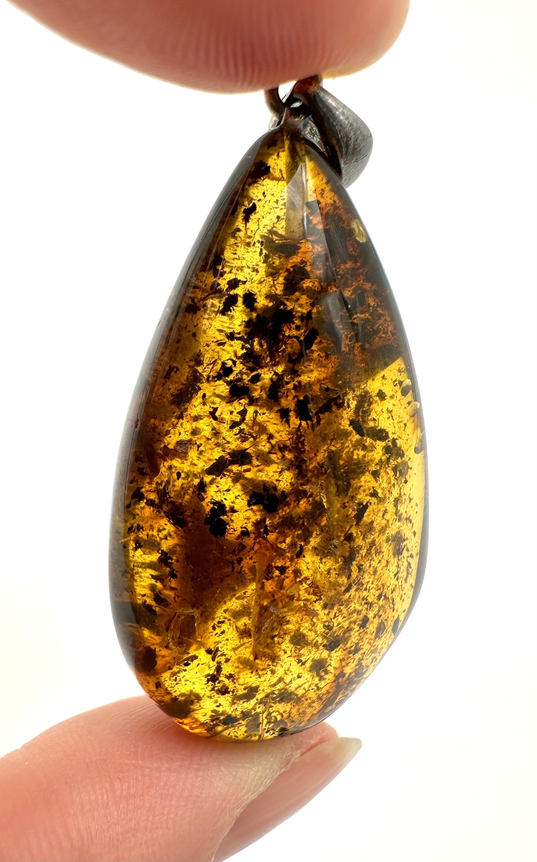 Silver amber pendant - SP/JN004