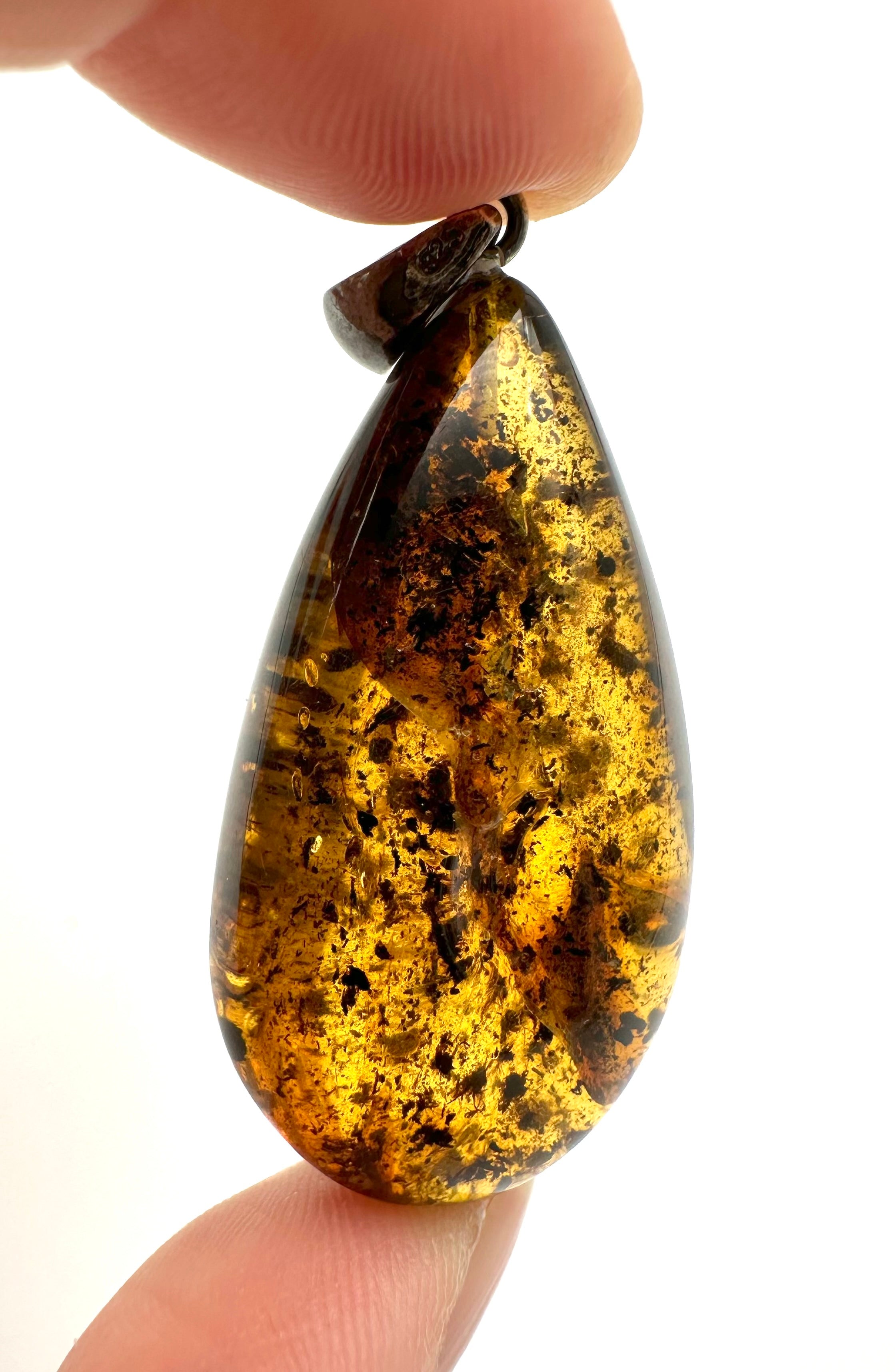 Silver amber pendant - SP/JN004