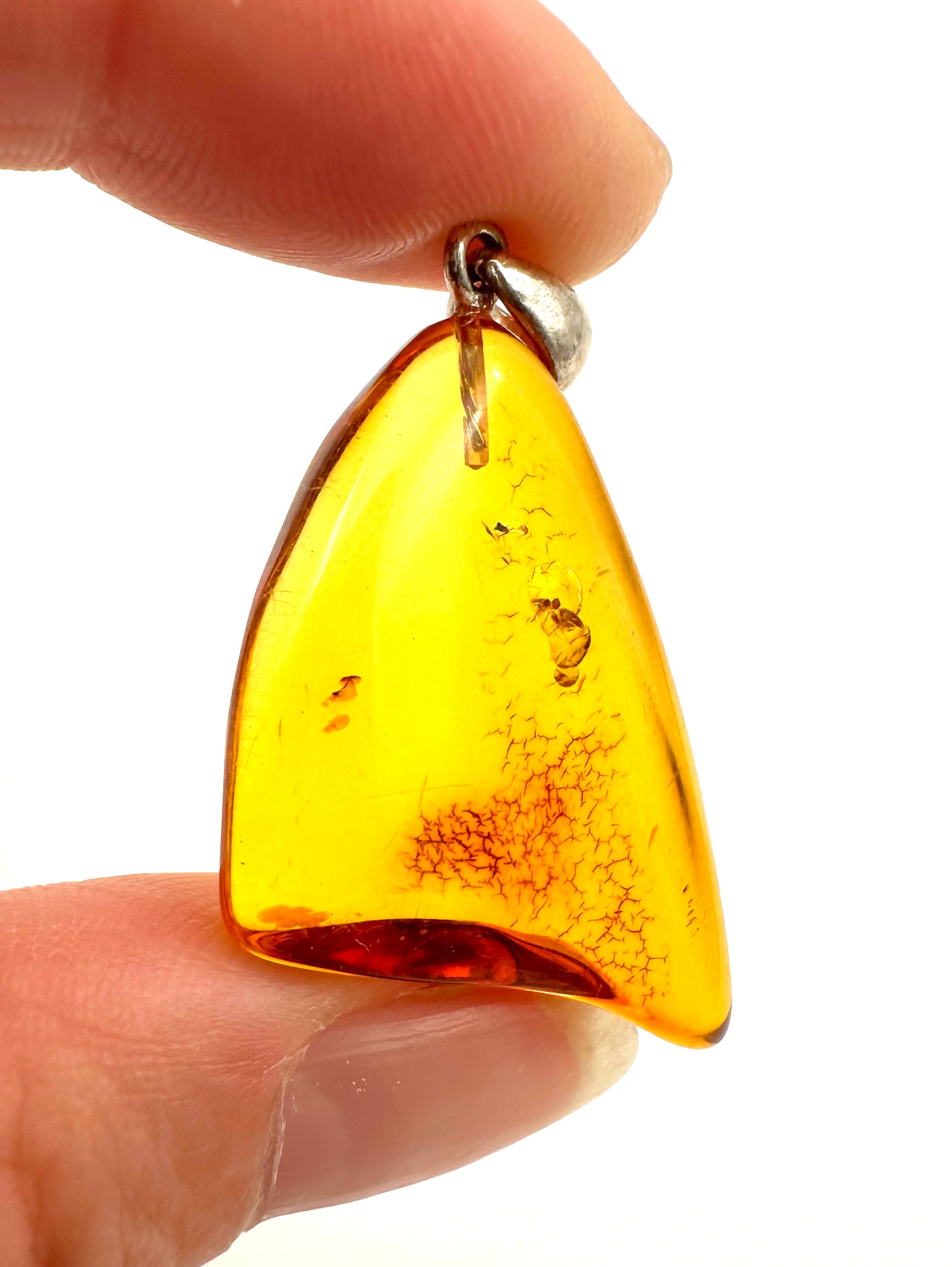 Silver amber pendant - SP/JN017