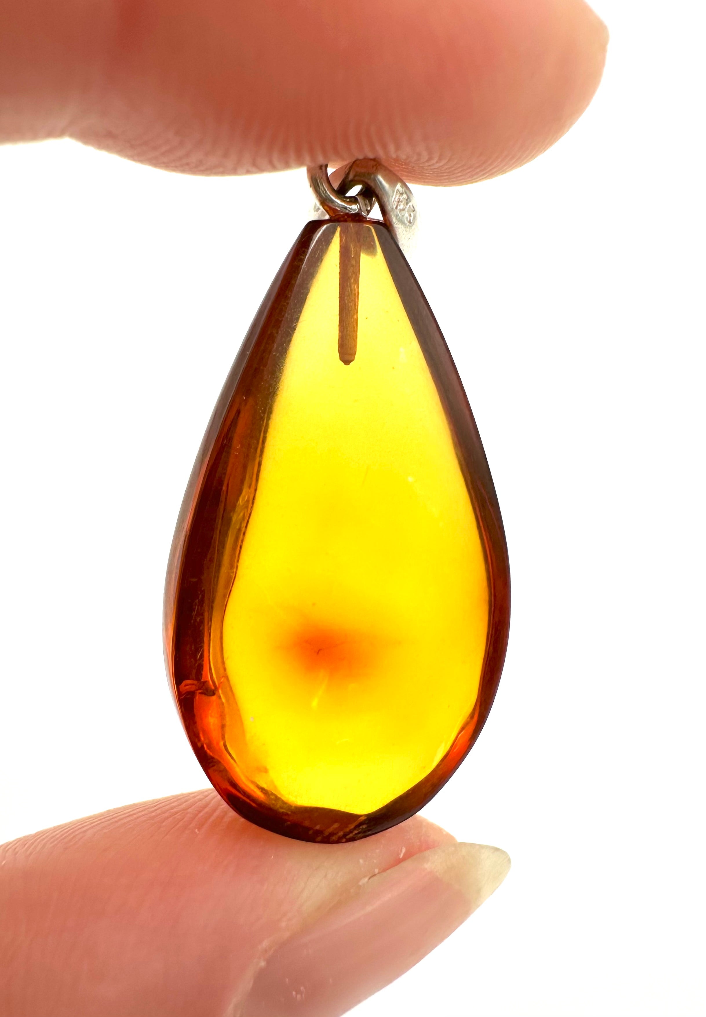 Silver amber pendant - SP/JN020