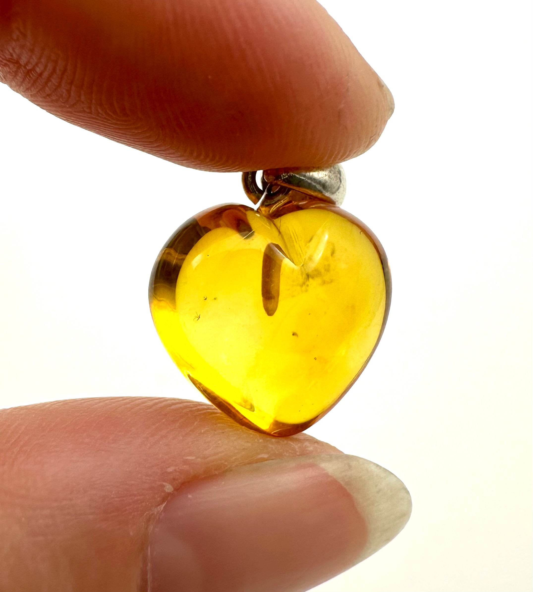 Silver amber pendant - SP/JN037