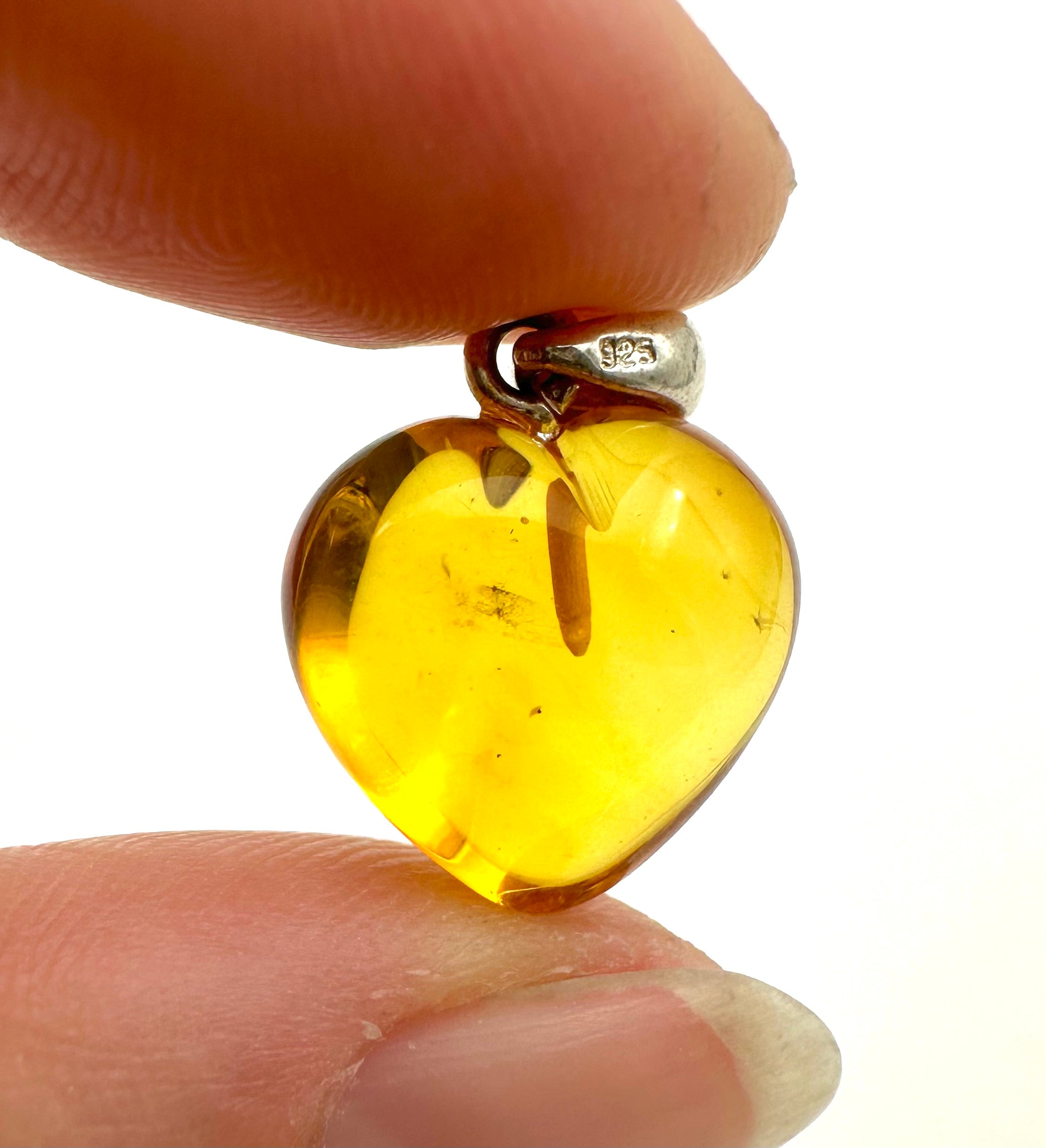 Silver amber pendant - SP/JN037