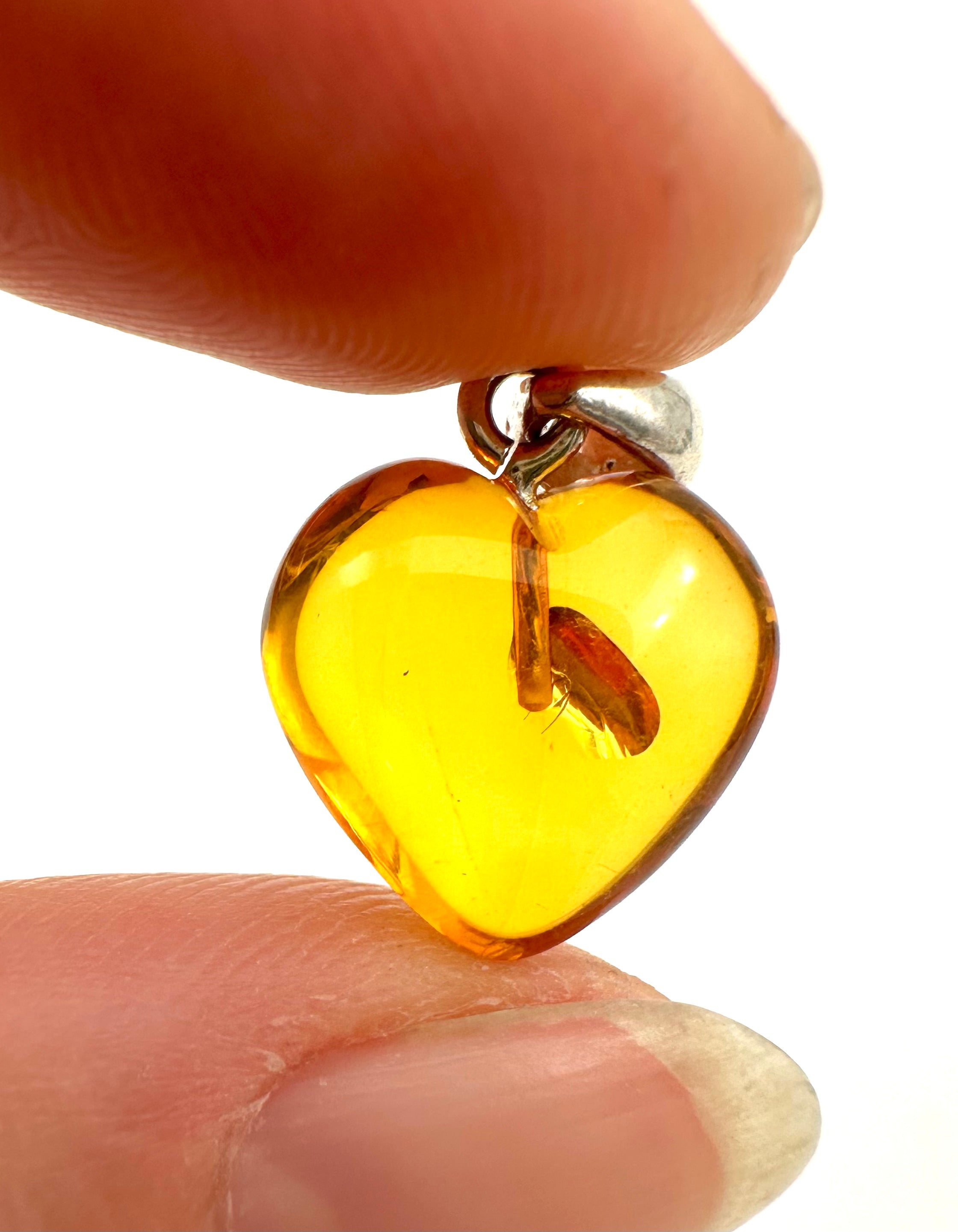 Silver amber pendant - SP/JN038