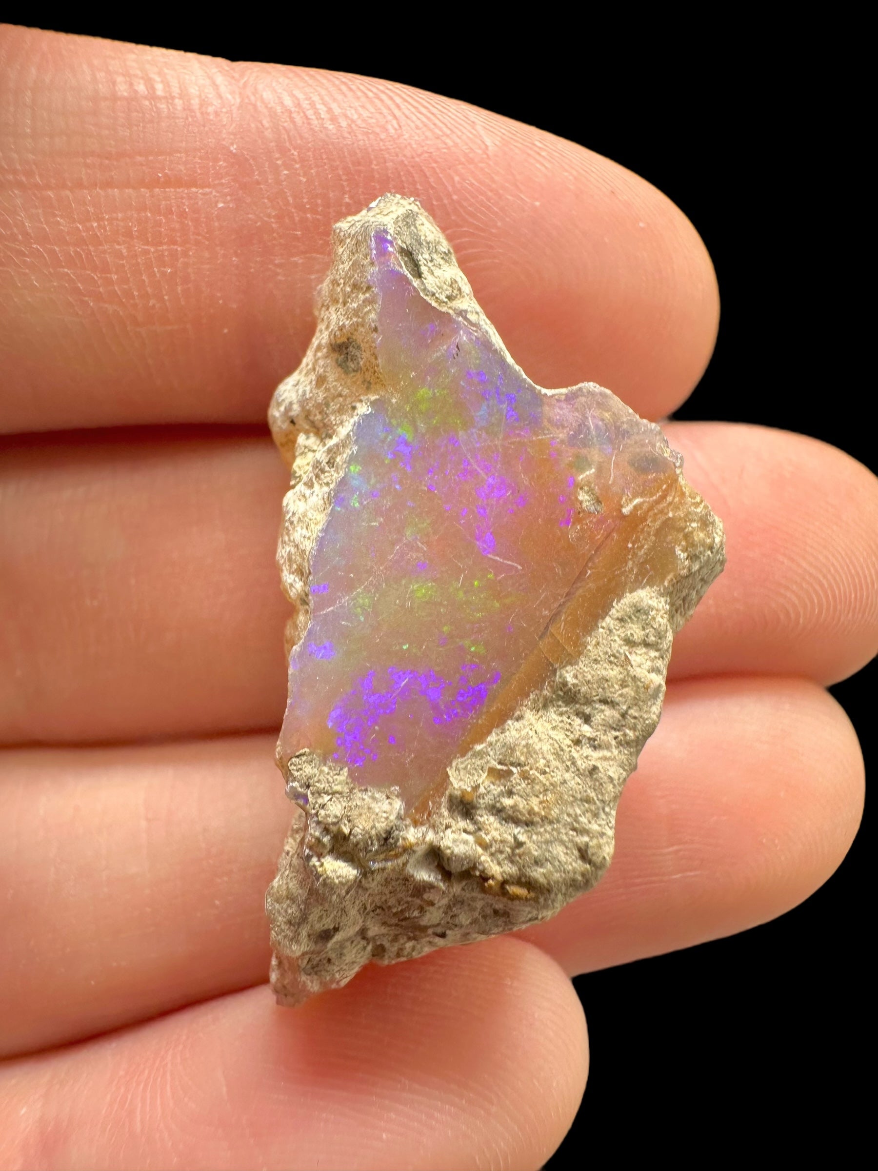 Precious opal 15ct – Welo, Ethiopia - OP126