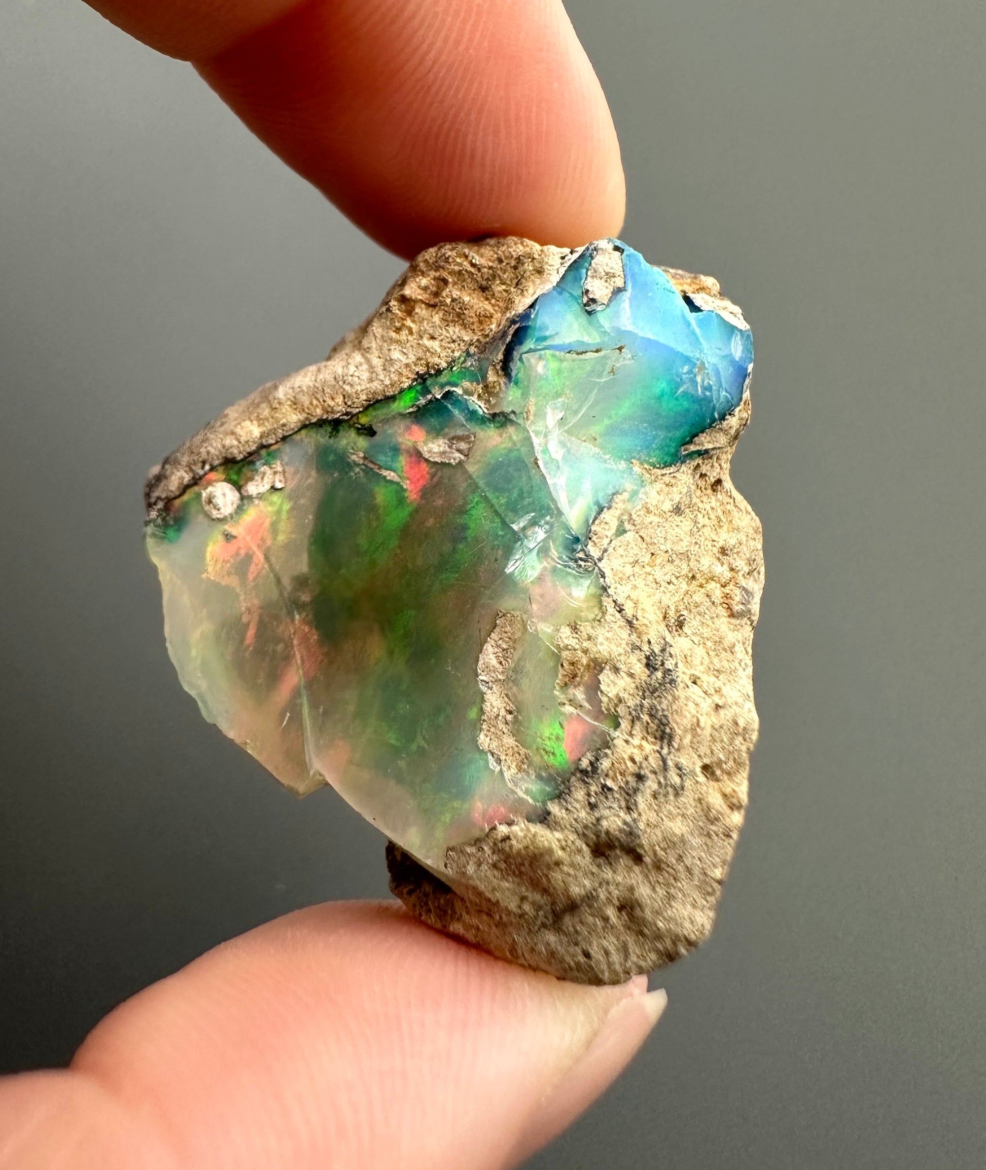 Precious opal 55ct – Welo, Ethiopia
