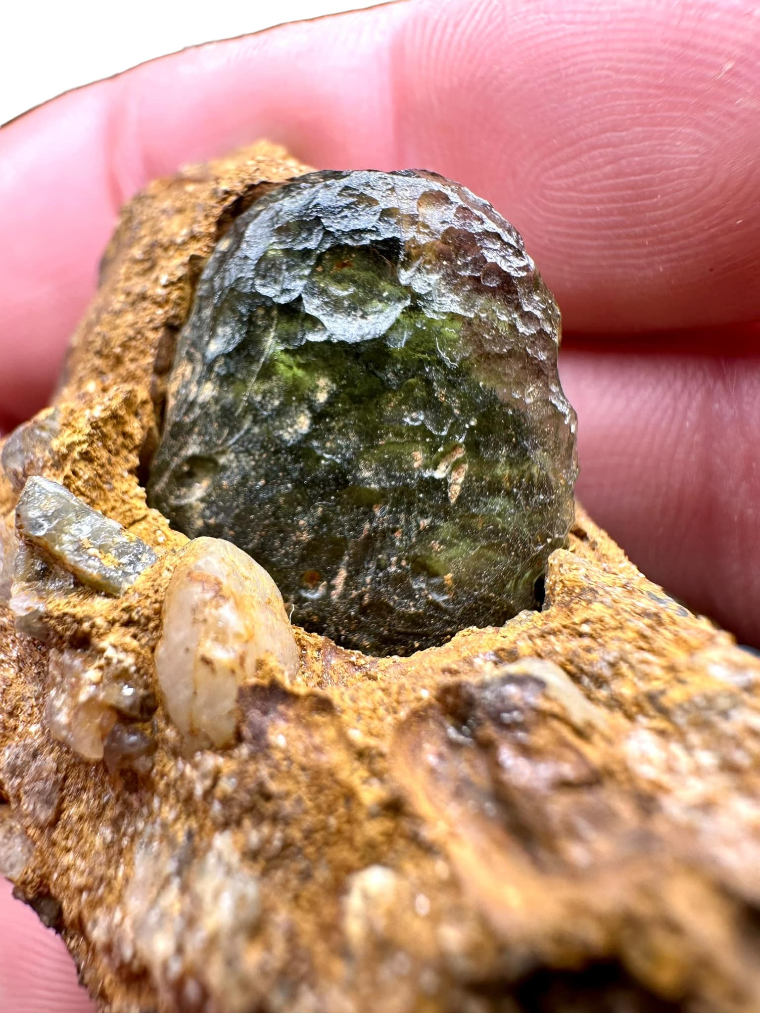 Moldavite in limonite – Vrabce - INS005