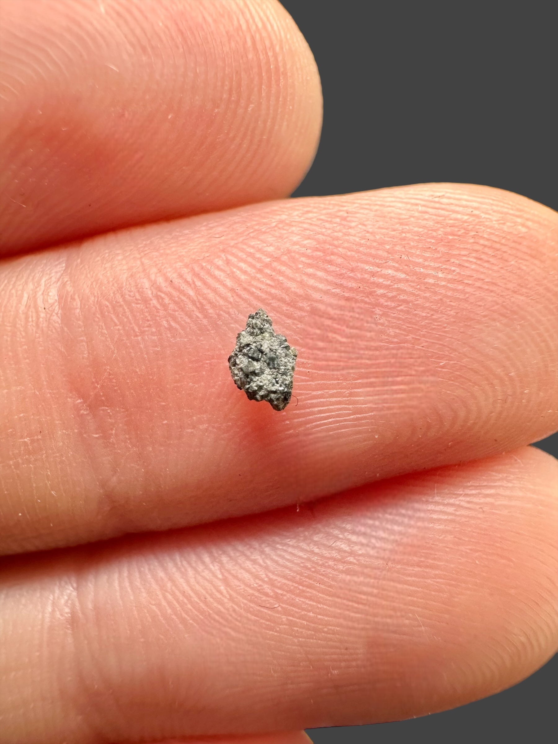 Meteorite Kapoeta 0,02g – South Sudan - MEKP01
