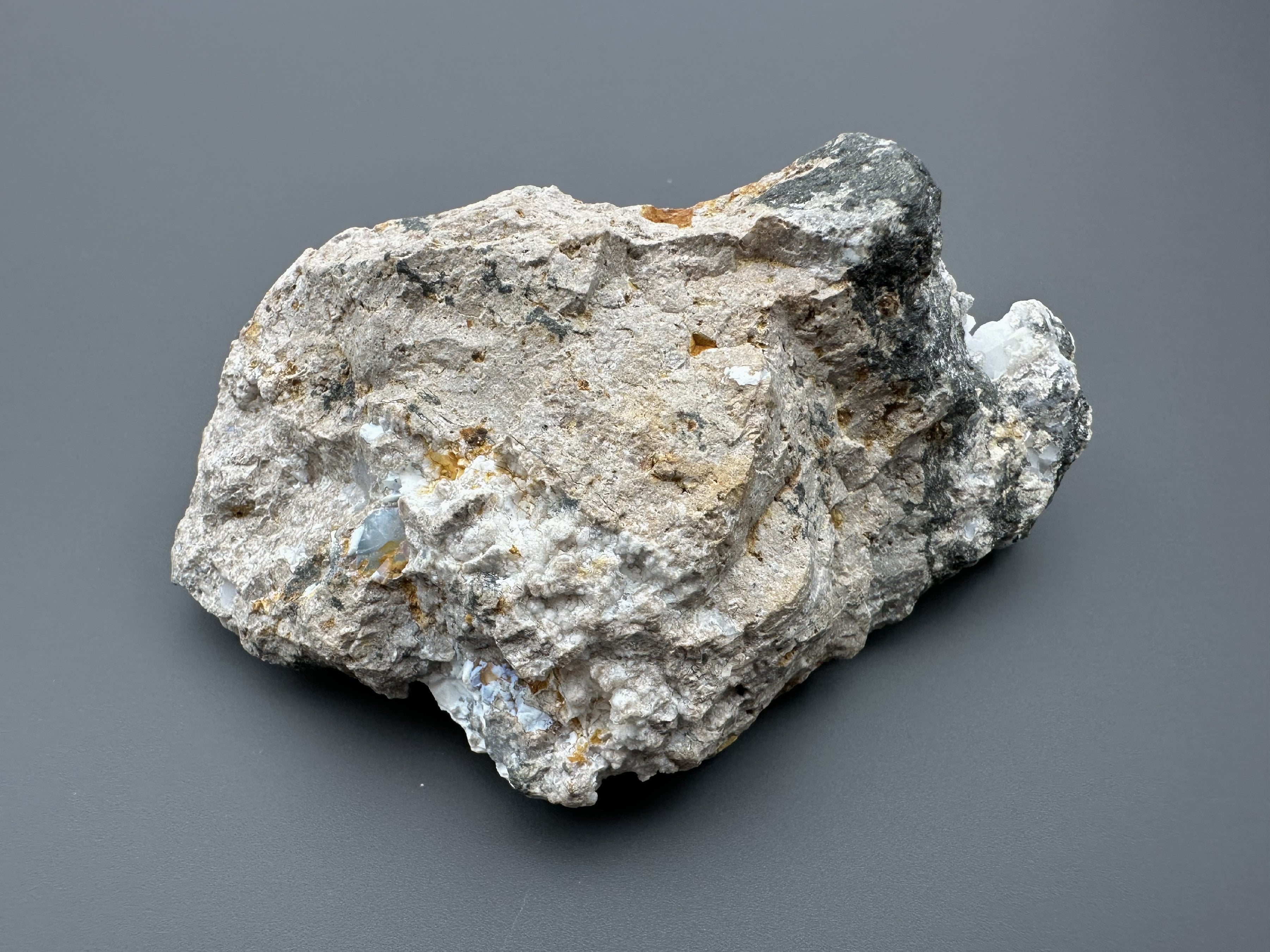Precious opal – Dubnik, Slovakia - SOP097