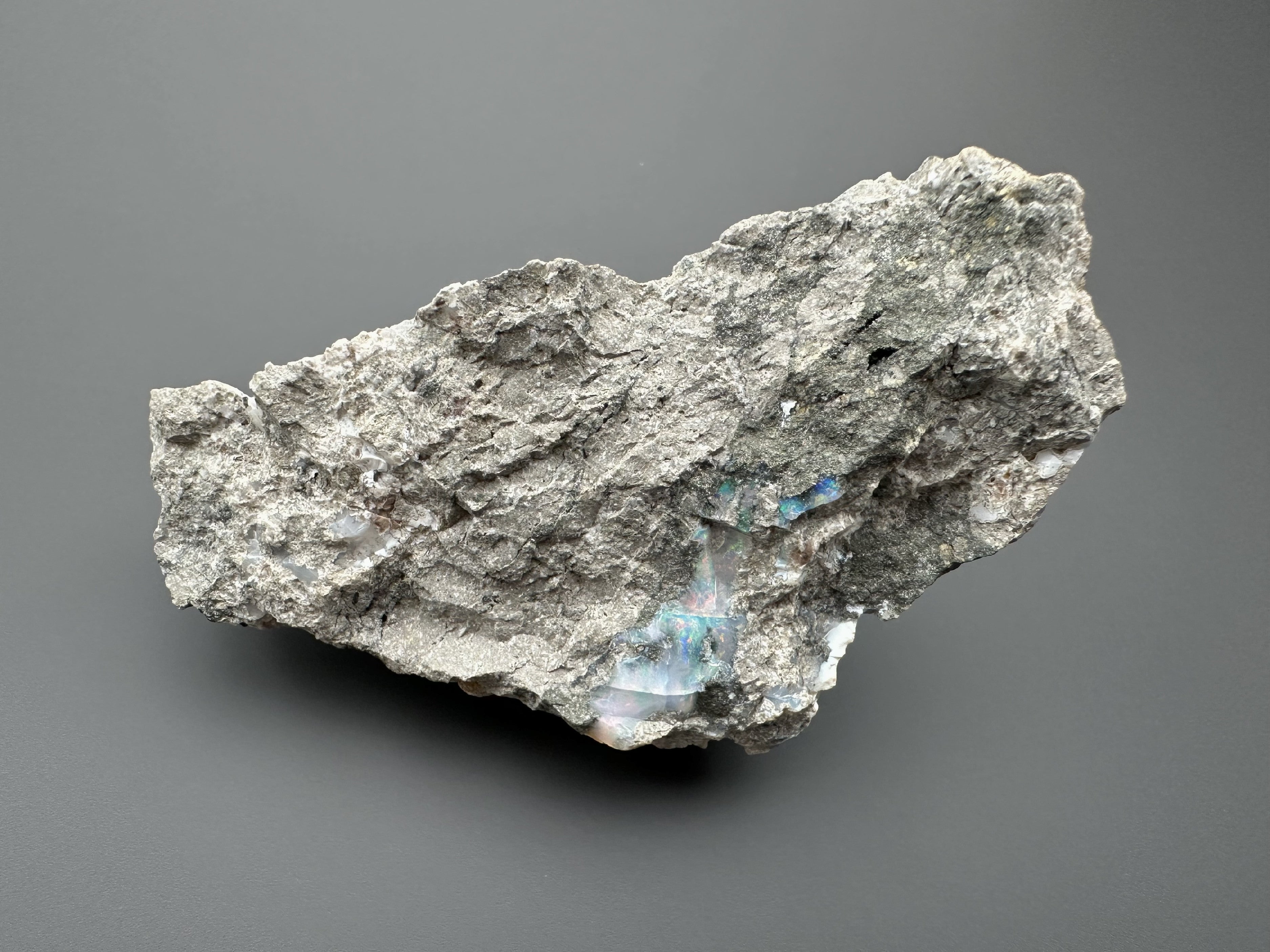 Precious opal – Dubnik, Slovakia - SOP097