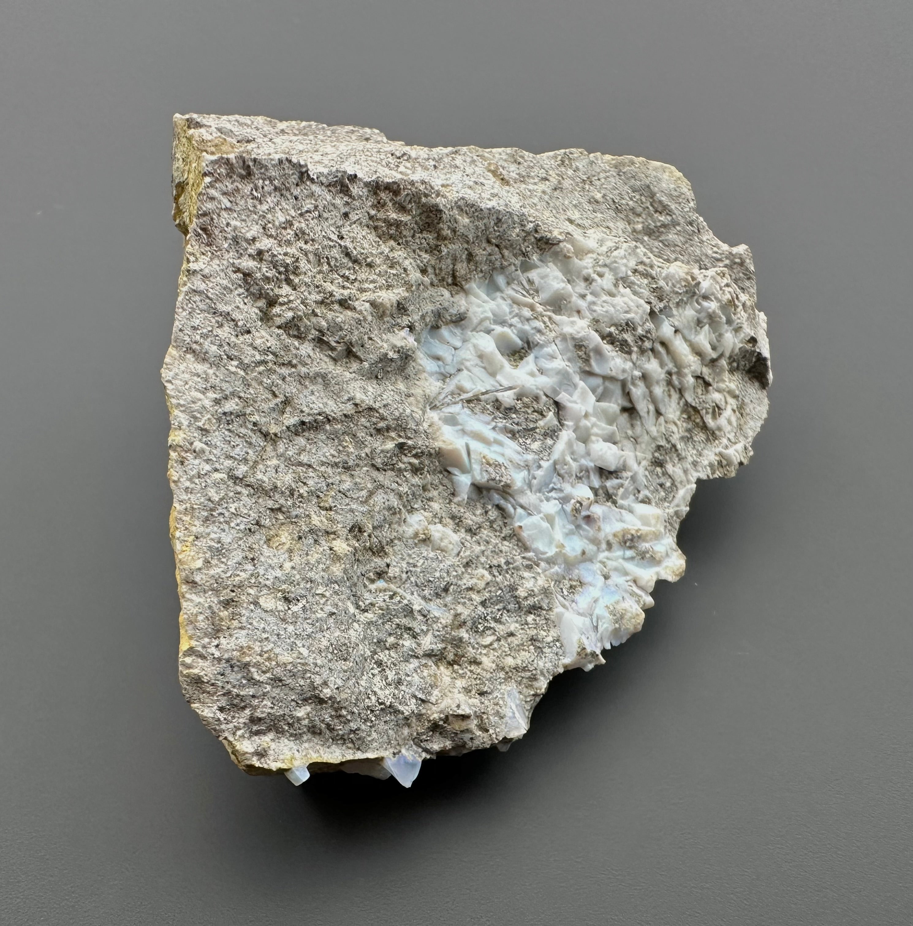 Precious opal – Dubnik, Slovakia - SOP099