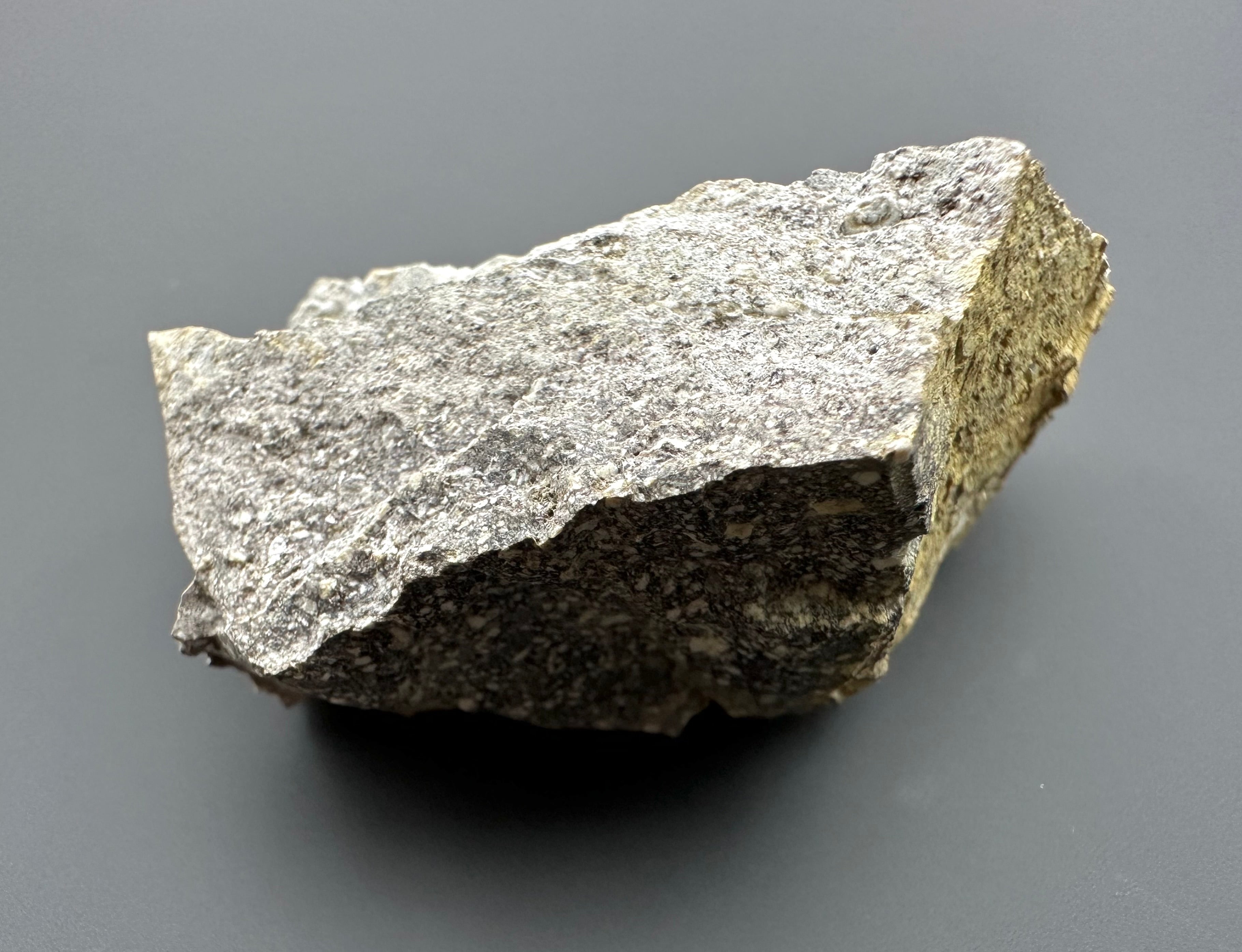 Precious opal – Dubnik, Slovakia - SOP099