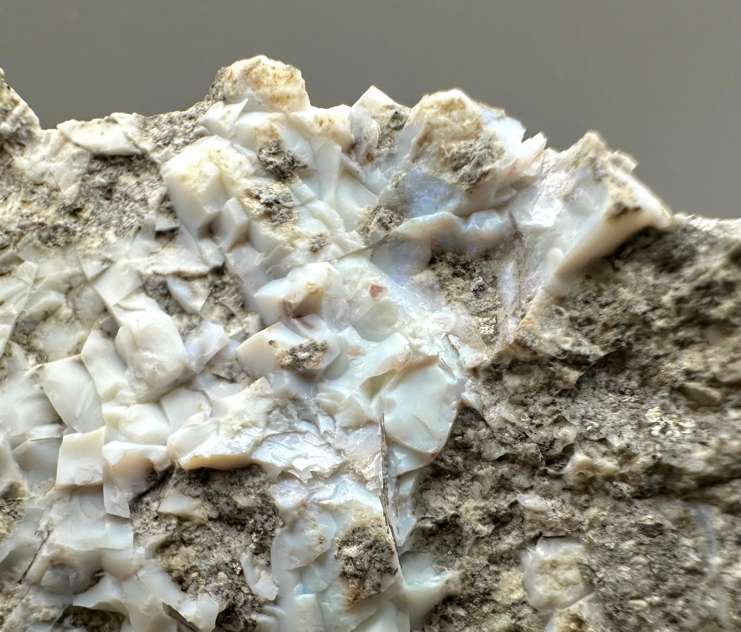 Precious opal – Dubnik, Slovakia - SOP099