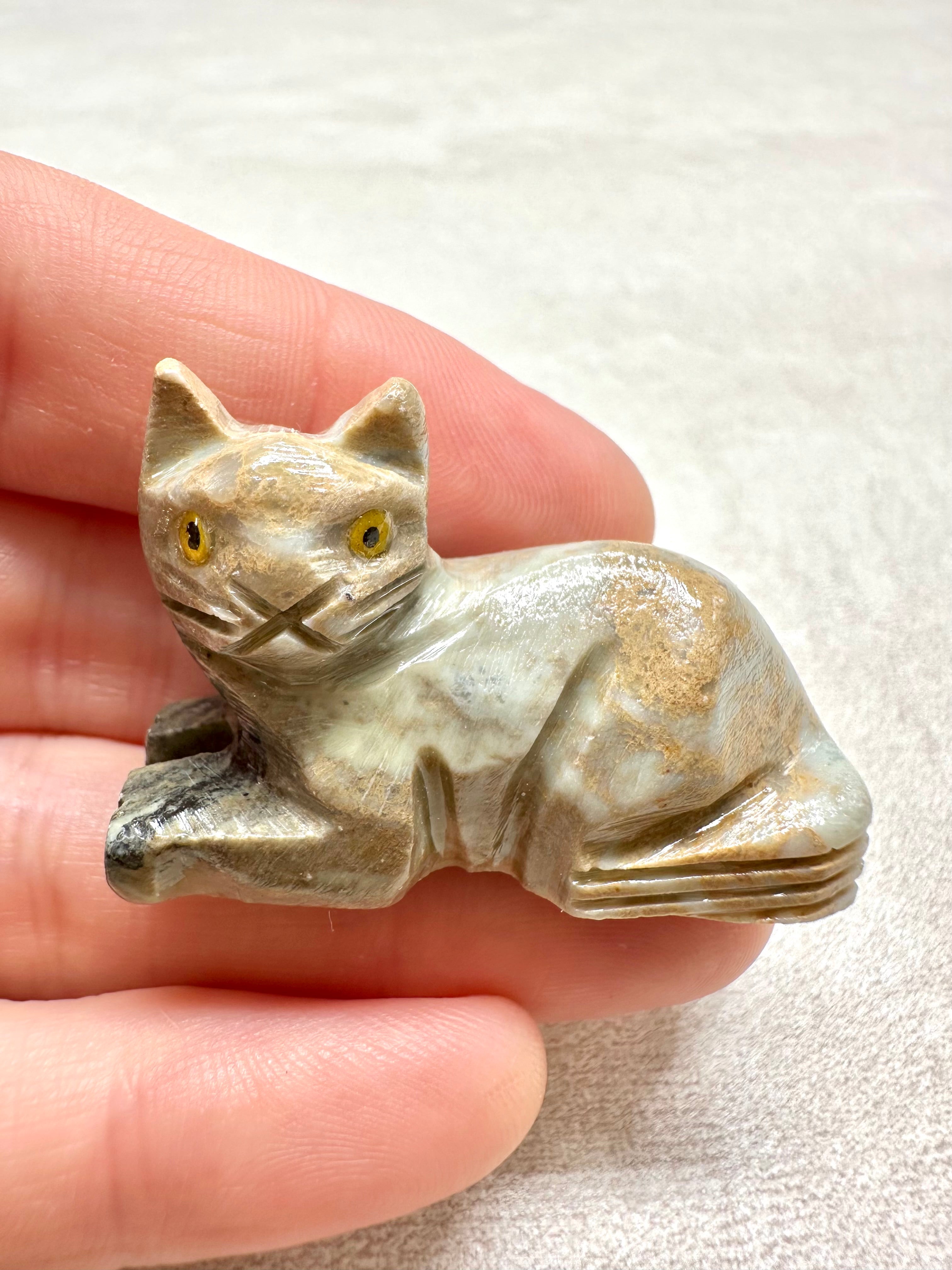 Animal made of soapstone – cat - ZV001