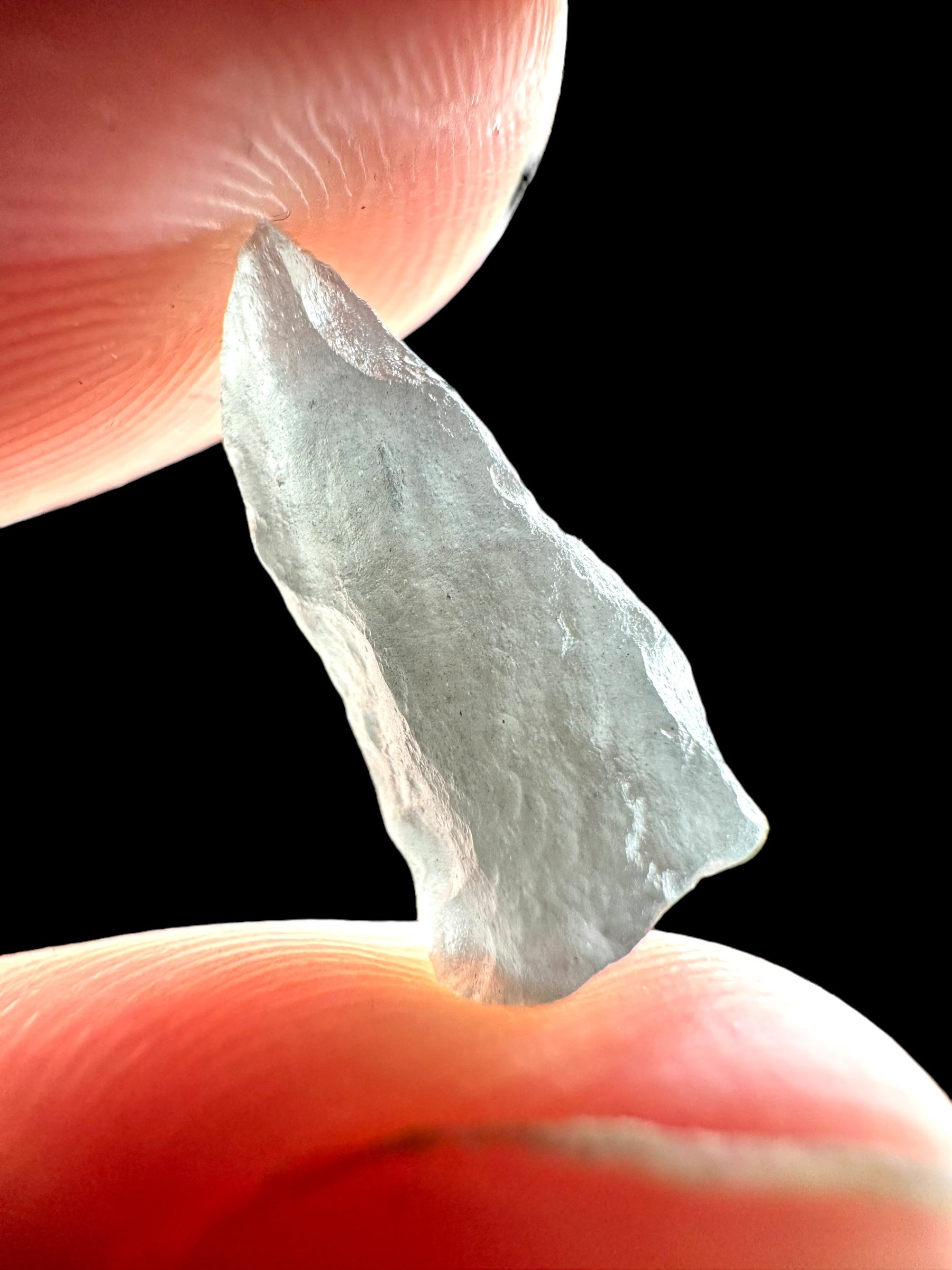 Obsidian in box 0,7g – Brehov, Slovakia - OB061