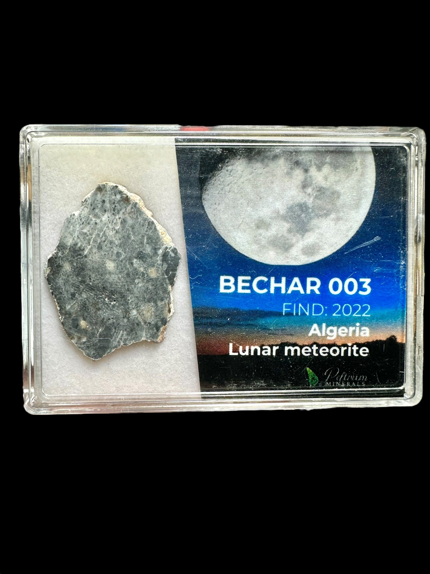 Lunar meteorite Bechar 003 – 2,93g – Algeria