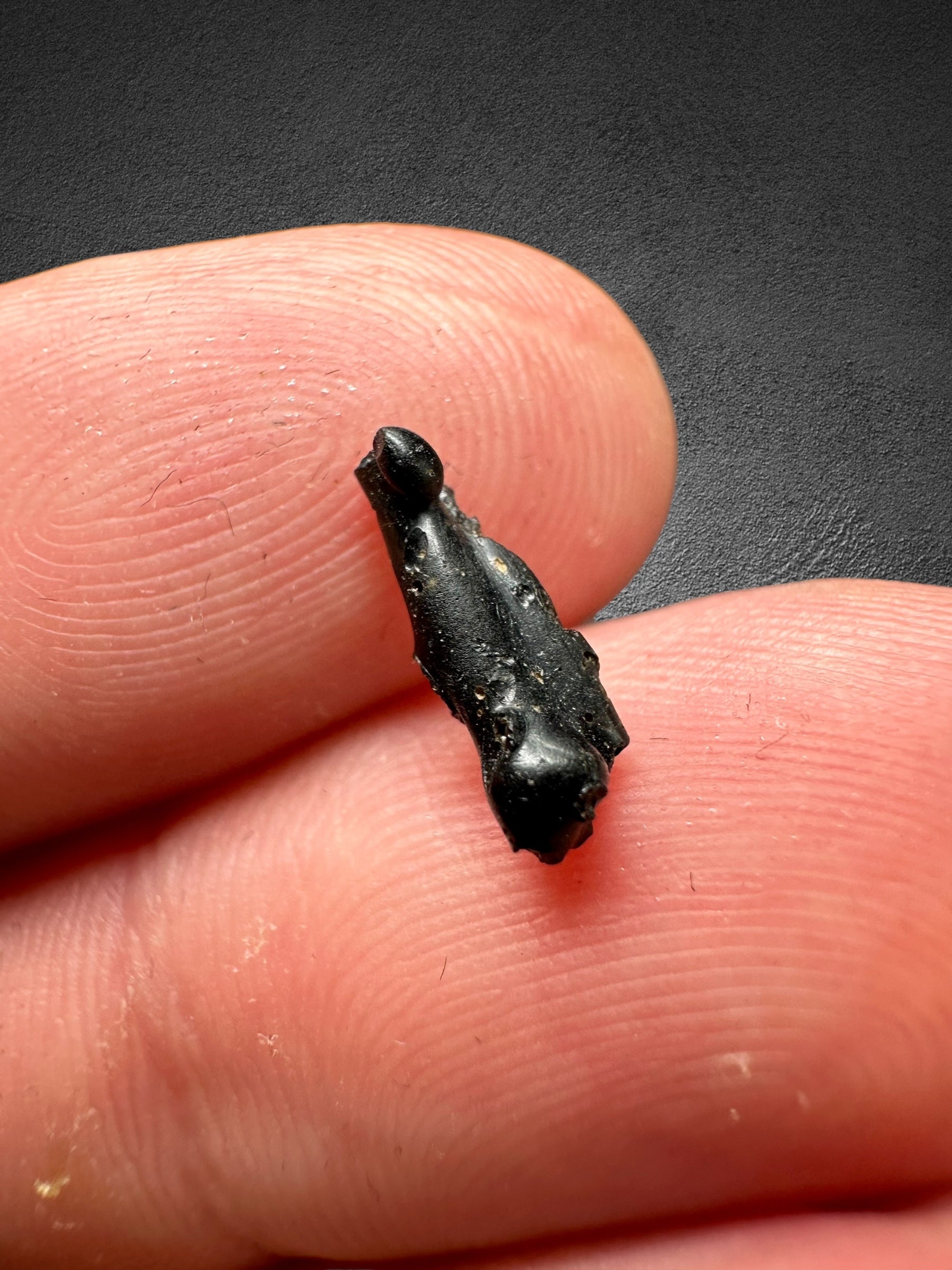 Irgizite in box 0,12g – Zhamanshin, Kazakhstan - IR003