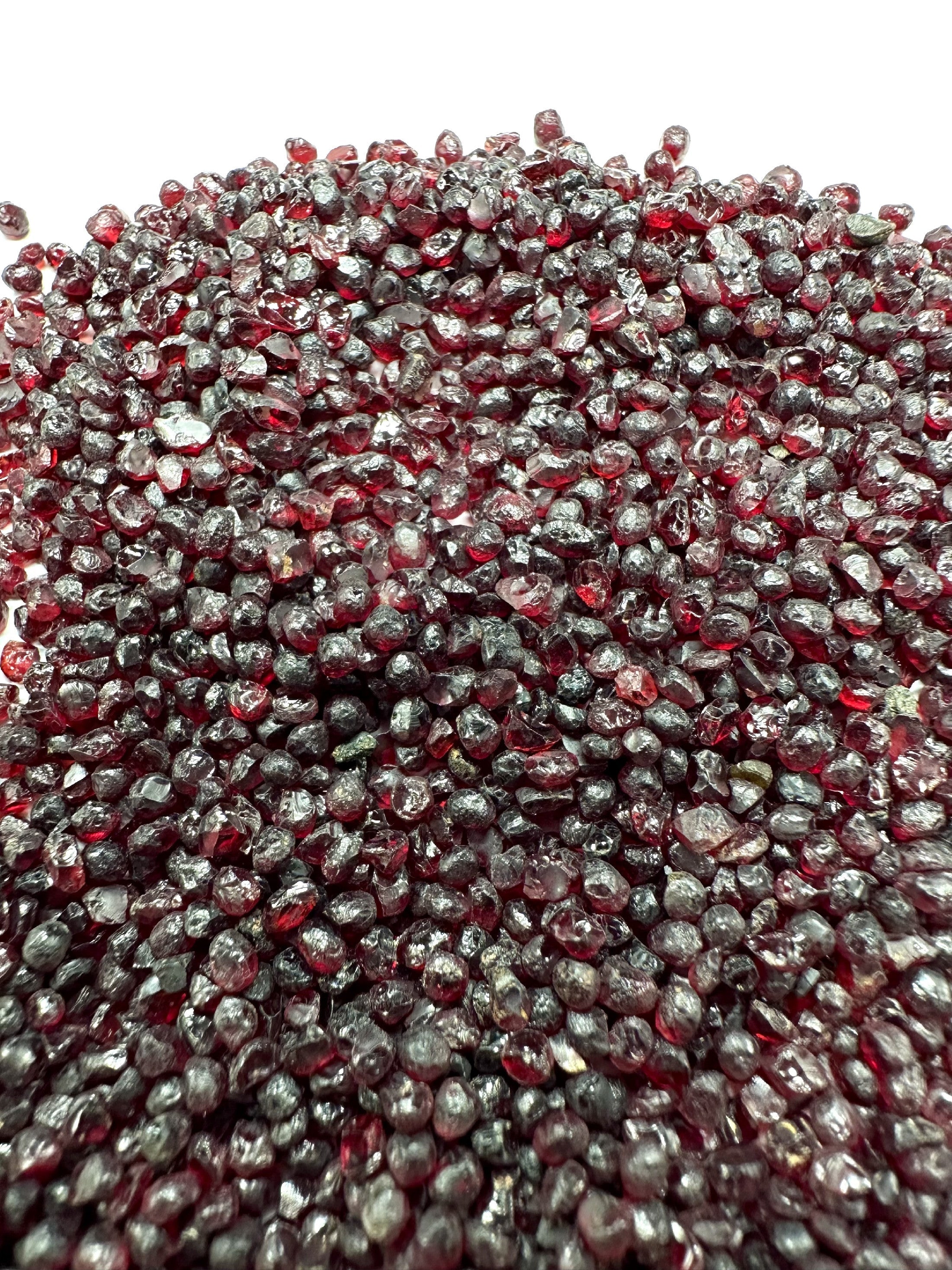 Czech Garnet (pyrope) 100g – Ceske Stredohori, CZ - CG063
