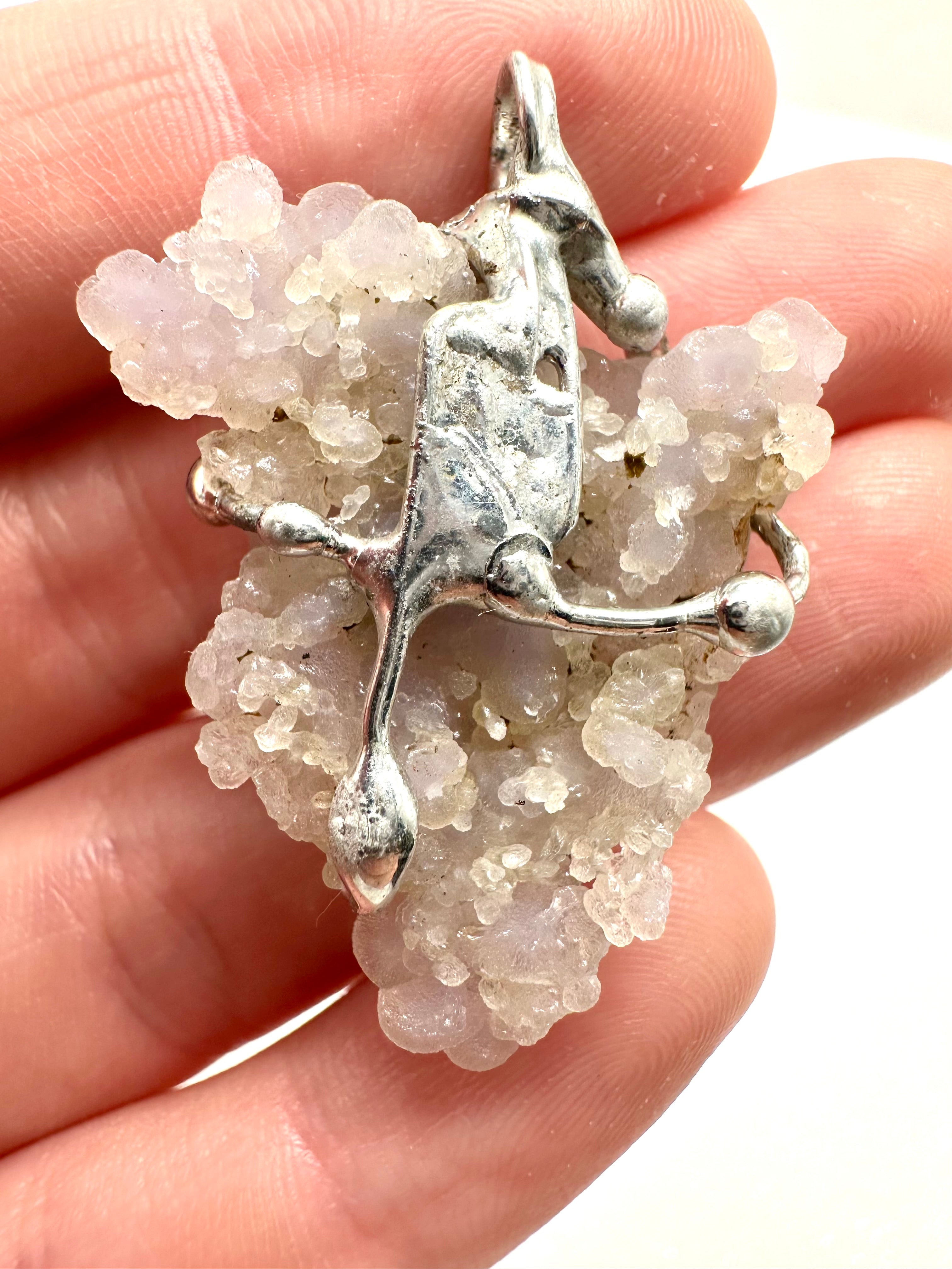 Grape chalcedony pendant - P/HCH2