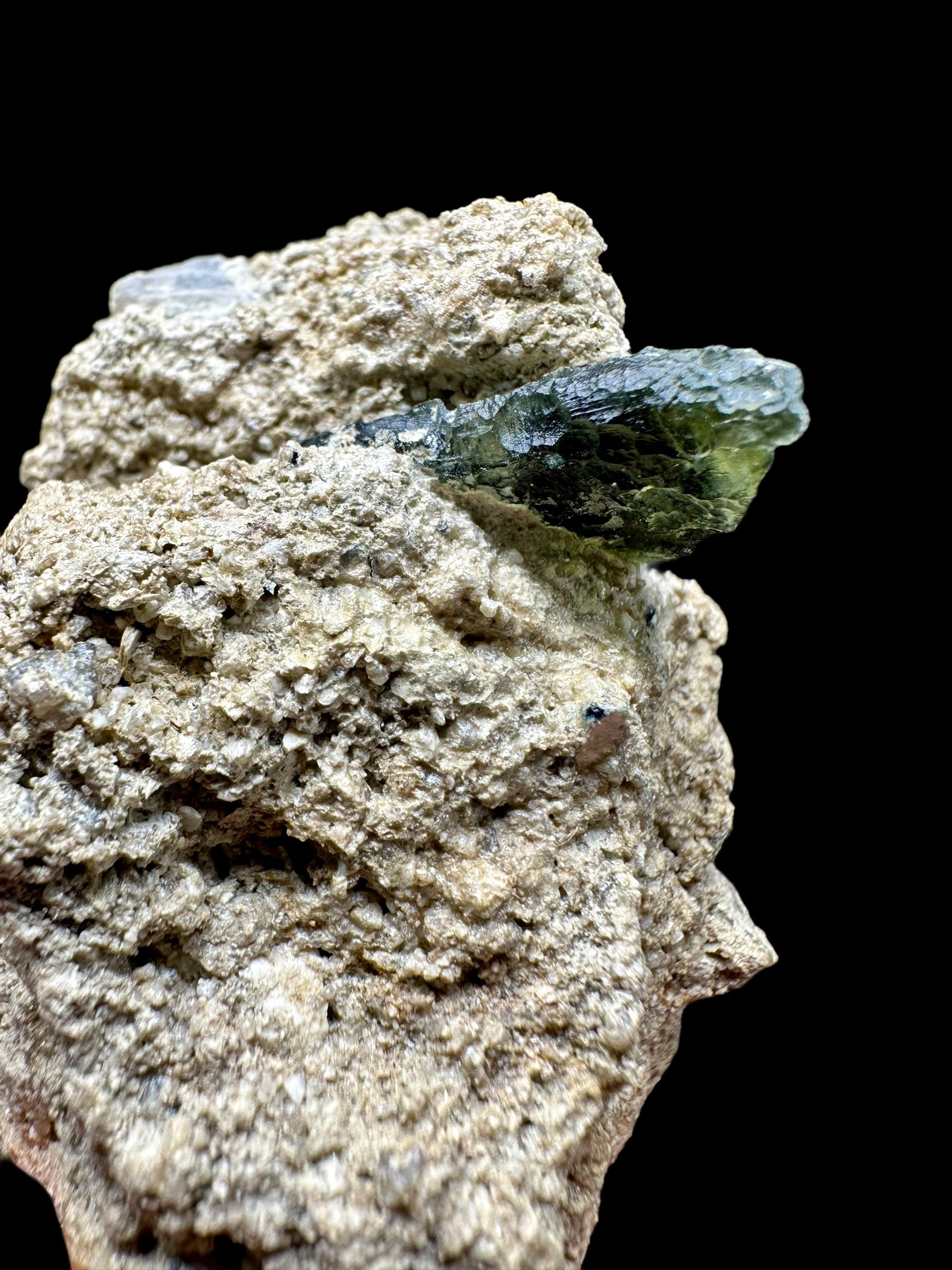 Moldavite in the sediment – Besednice – Sever - INS009