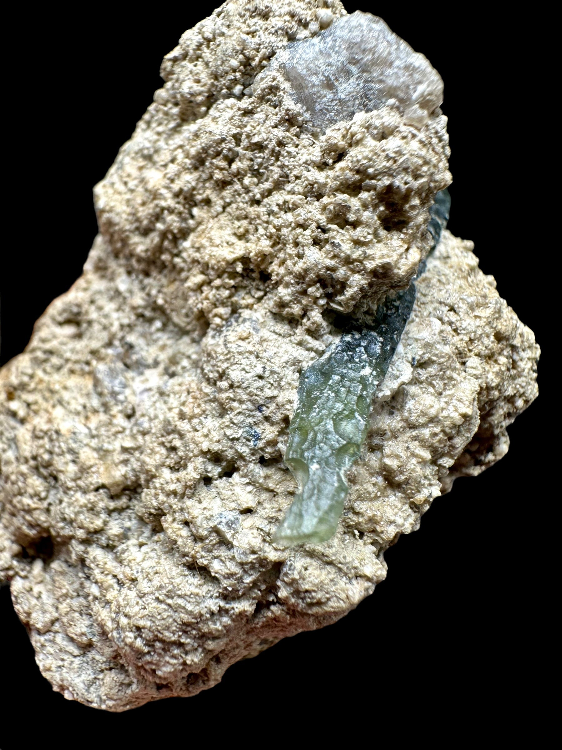 Moldavite in the sediment – Besednice – Sever - INS009