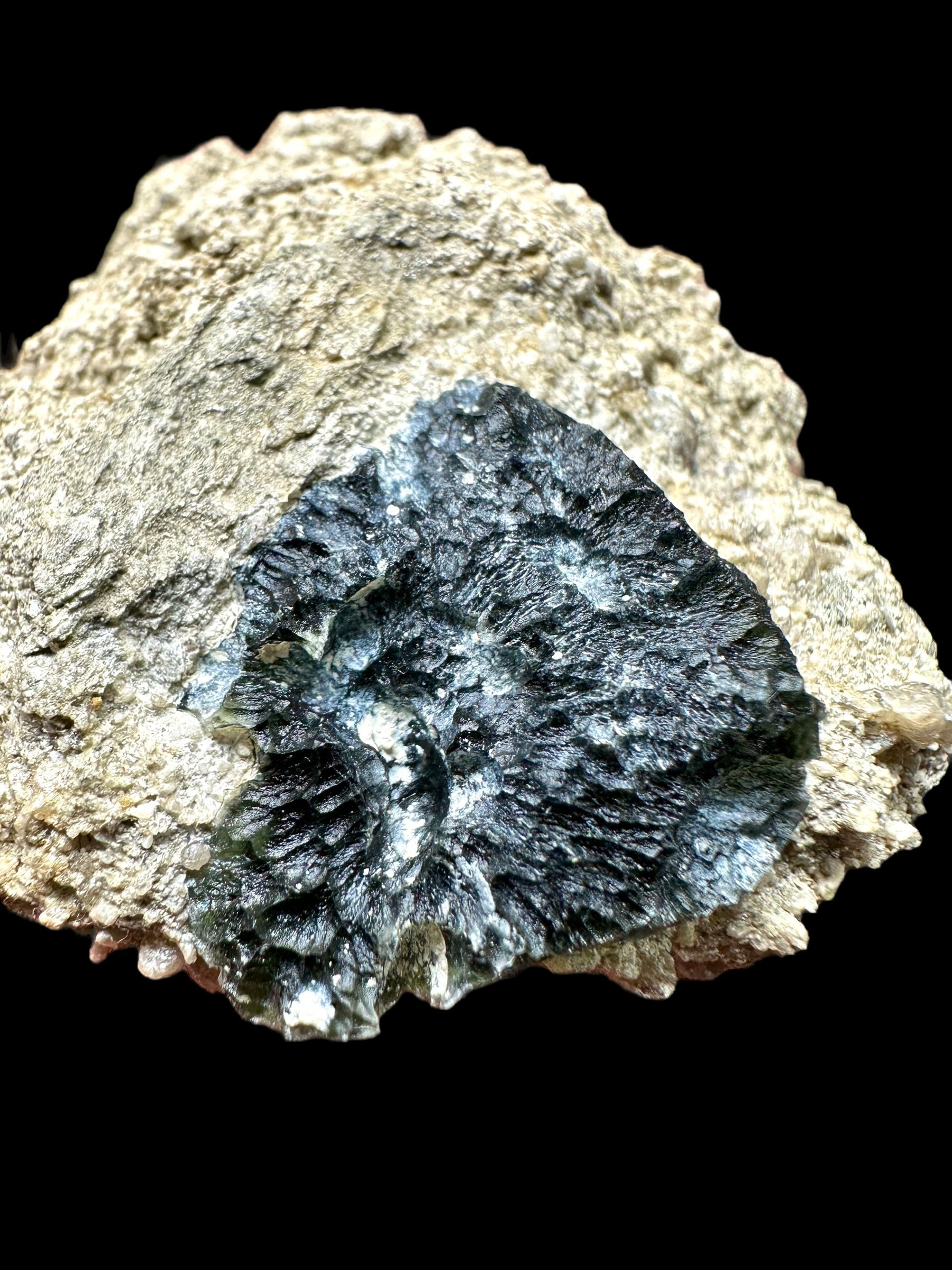 Moldavite in the sediment – Besednice – Sever - INS010
