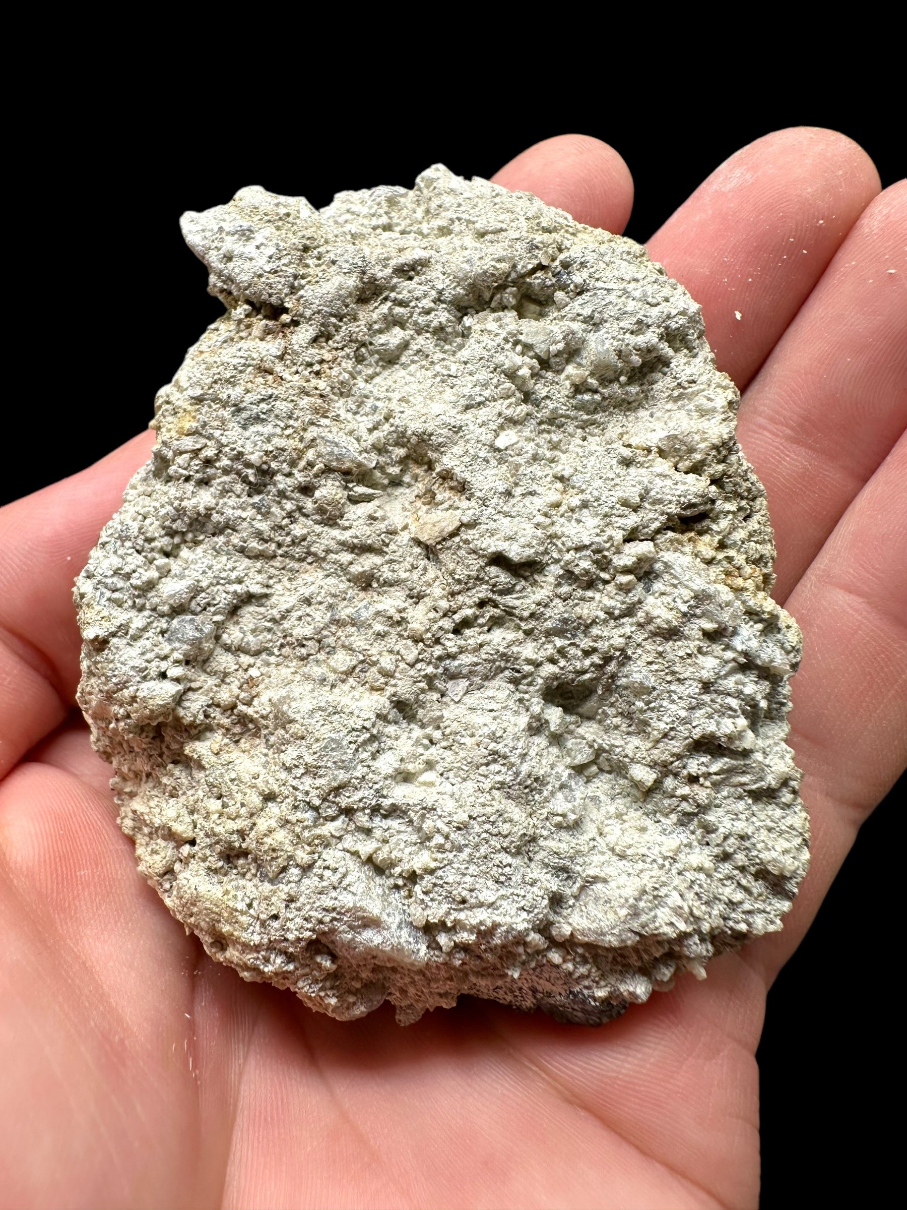 Moldavite in the sediment – Besednice – Sever - INS010