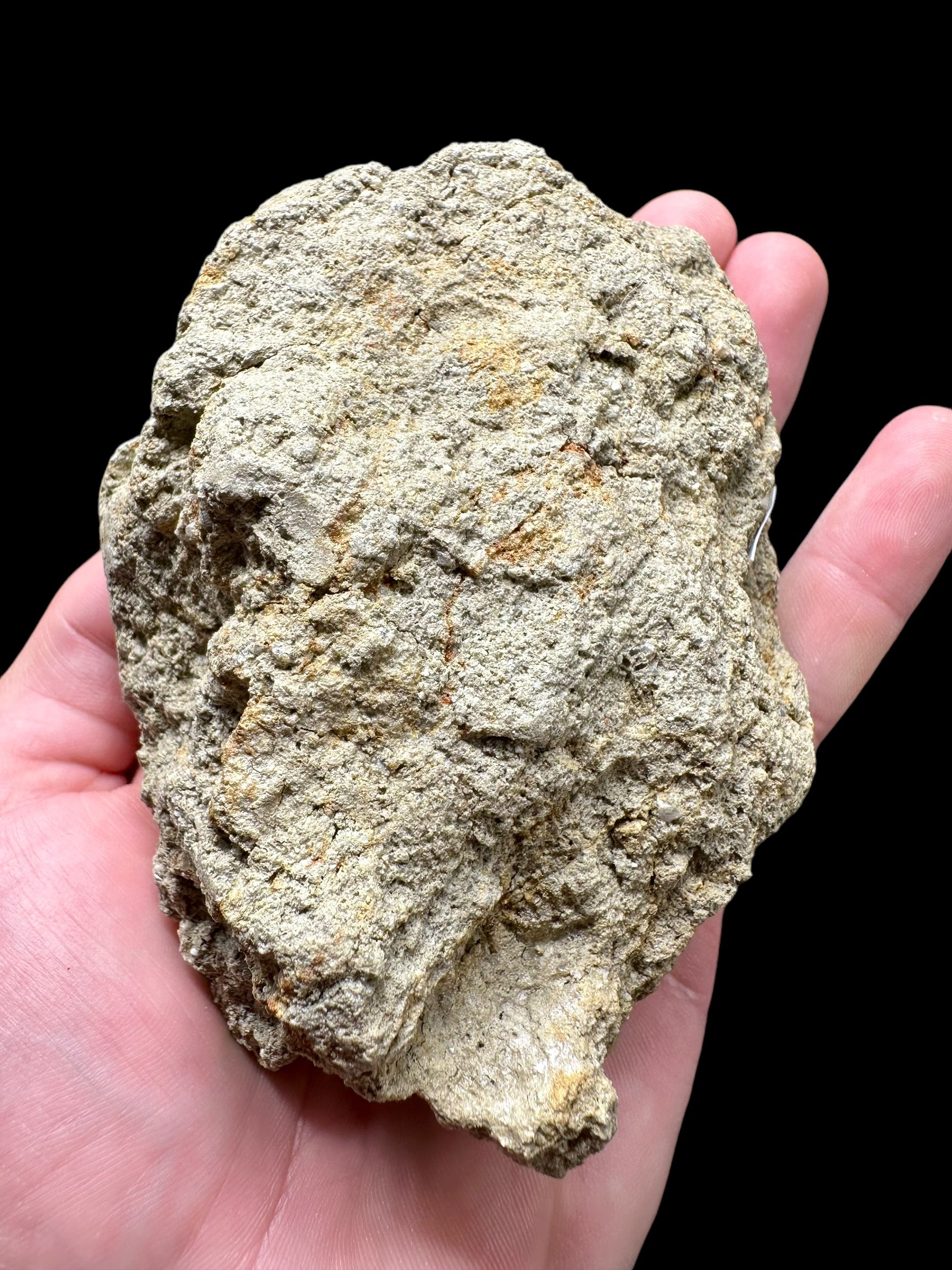 Moldavite in the sediment – Besednice – Sever - INS016
