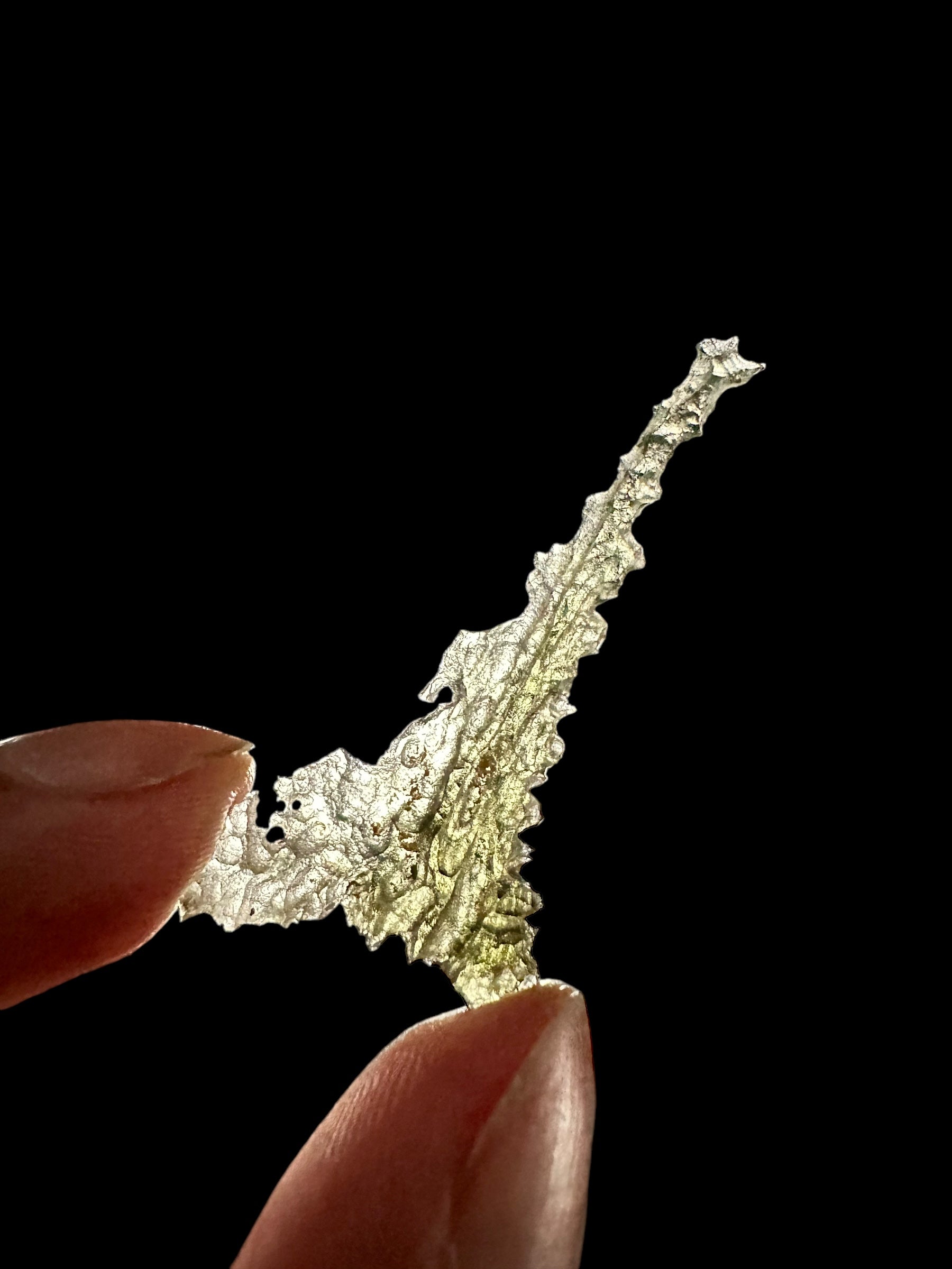 Moldavite – Besednice Jezkovna – 1,1g / Angel Chime - BJ225
