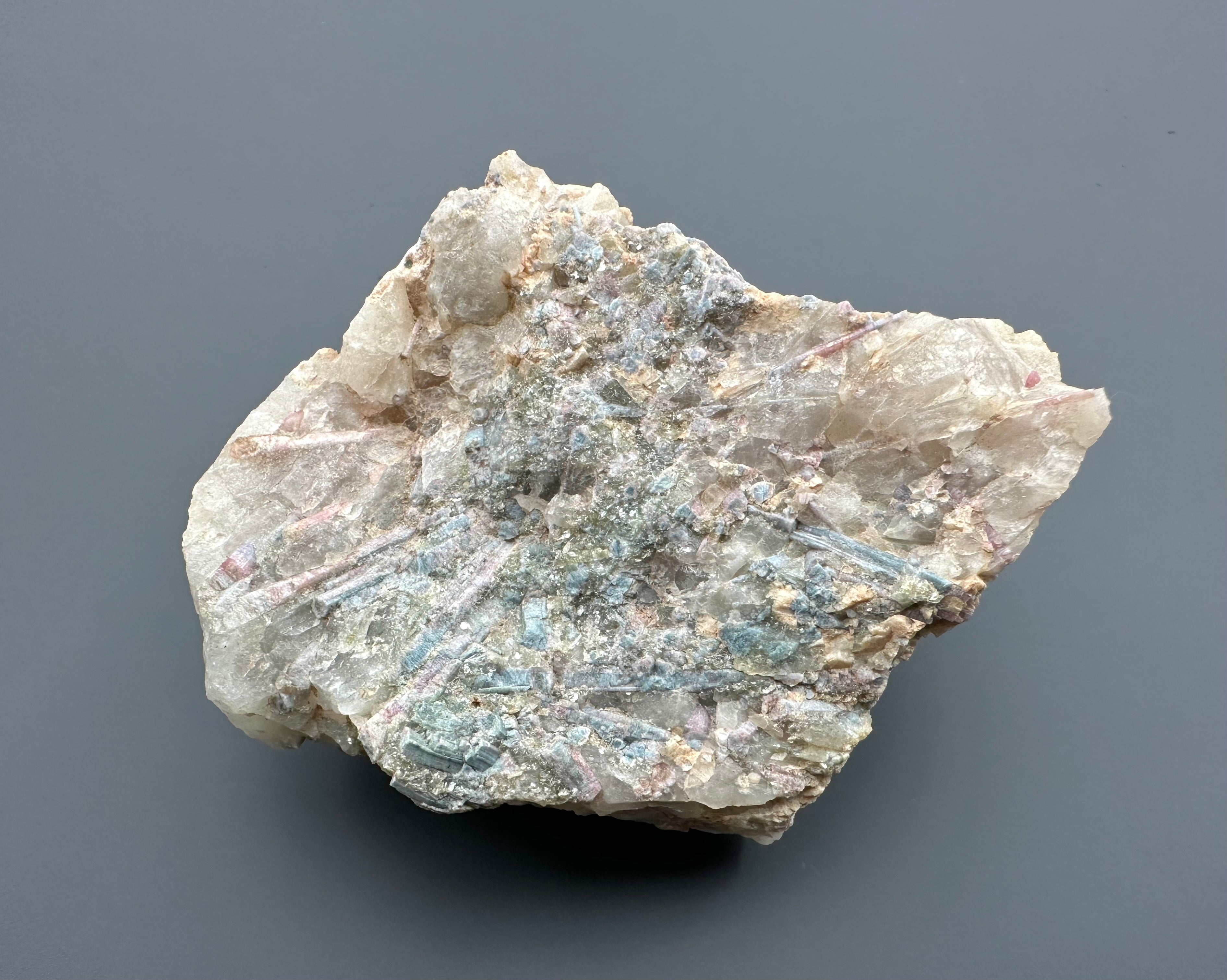 Elbaite, Indigolite, Rubellite, Amblygonite – Rozna, CZ