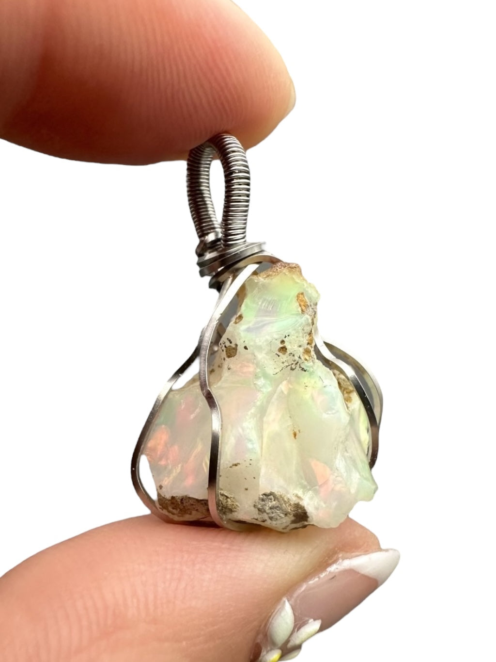 Precious opal pendant - P/OP010