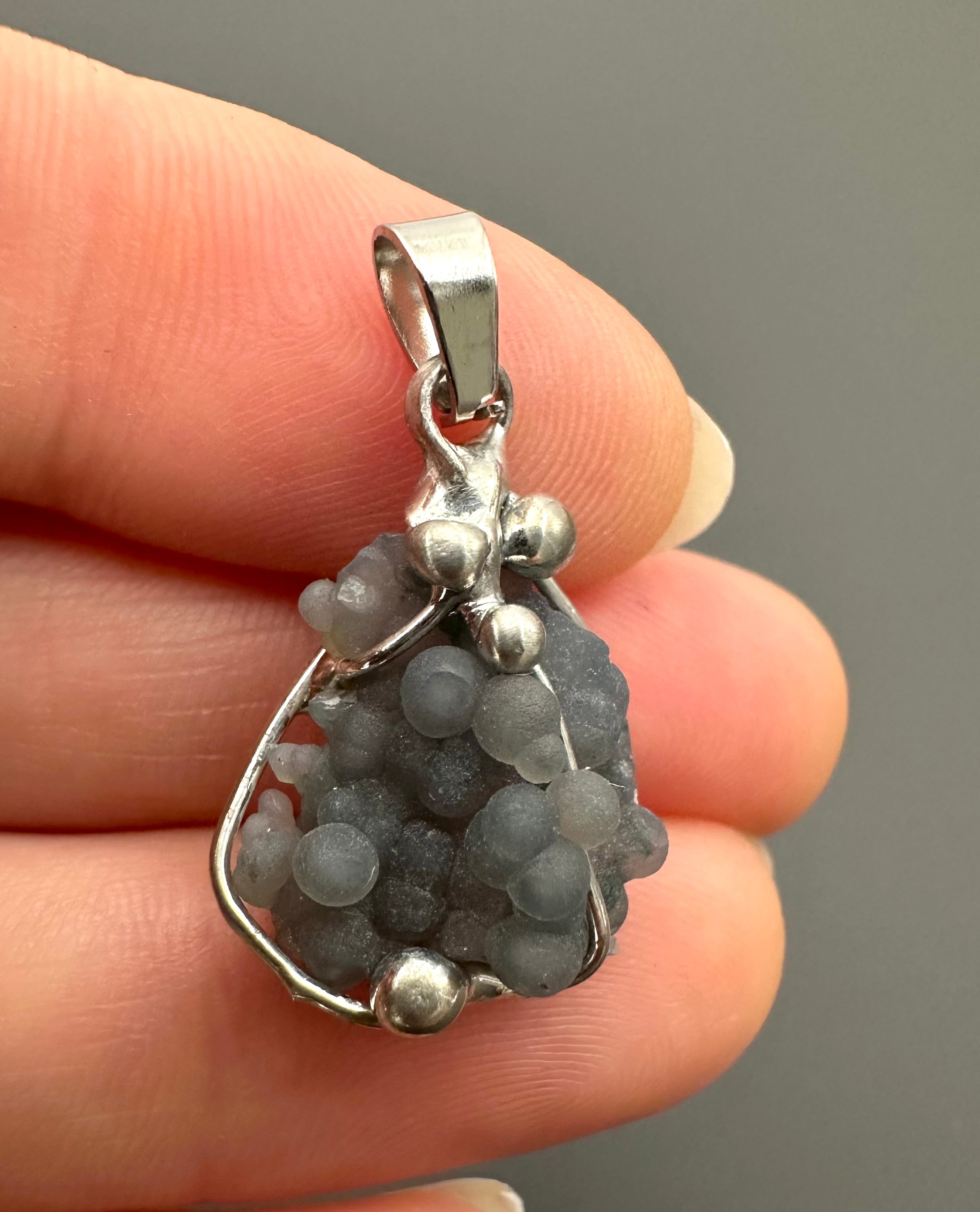 Grape chalcedony pendant