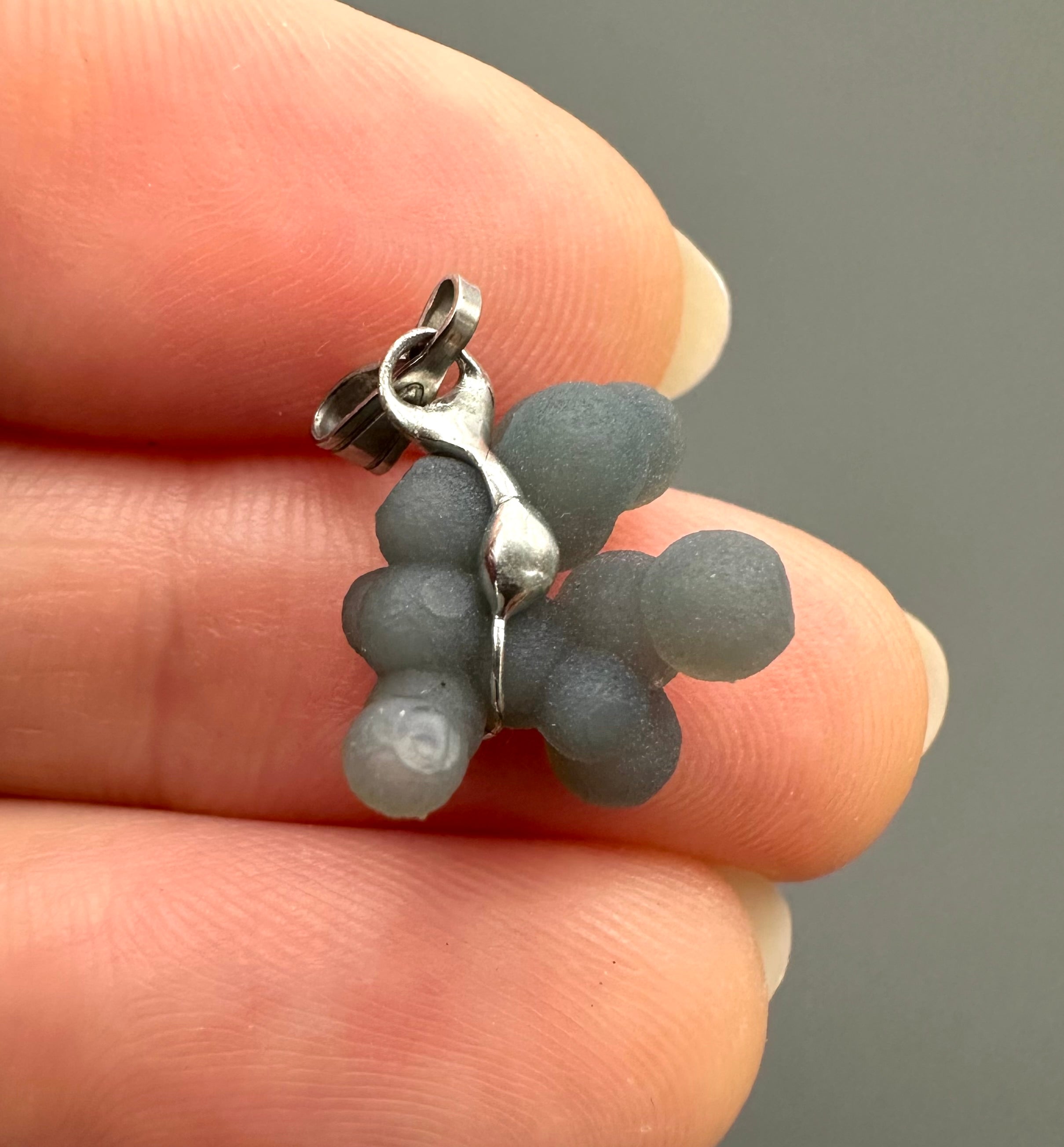 Grape chalcedony pendant - P/HCH55