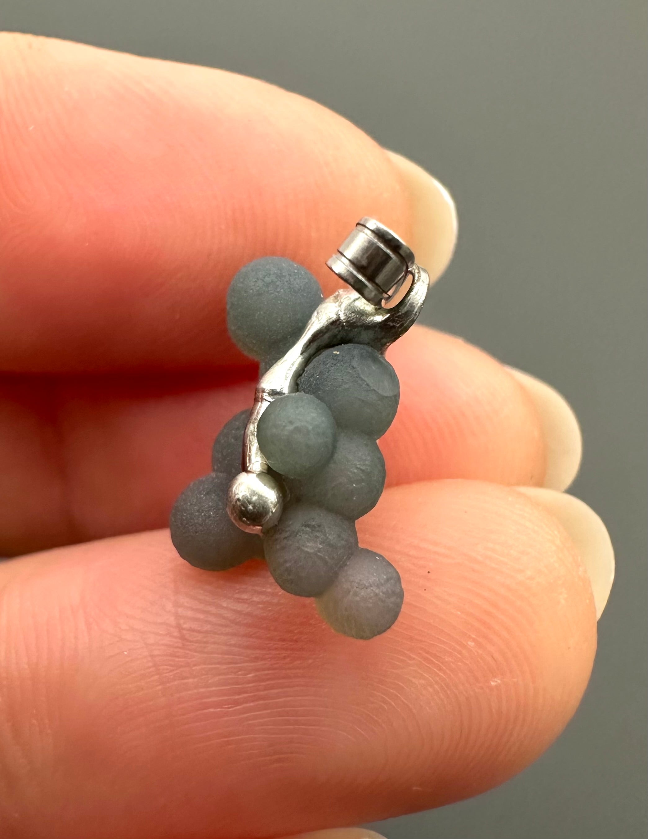 Grape chalcedony pendant - P/HCH55
