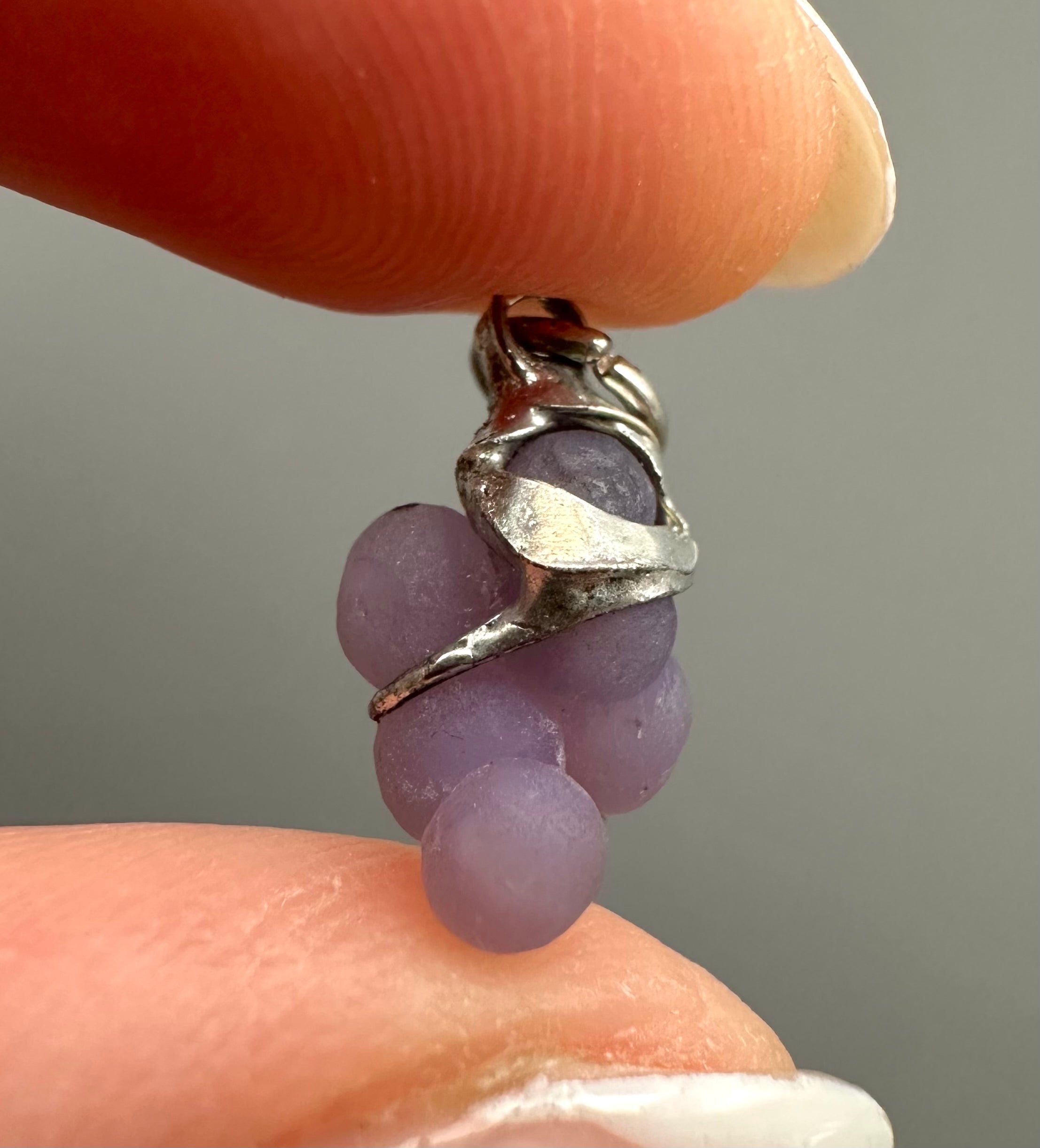 Grape chalcedony pendant - P/HCH57