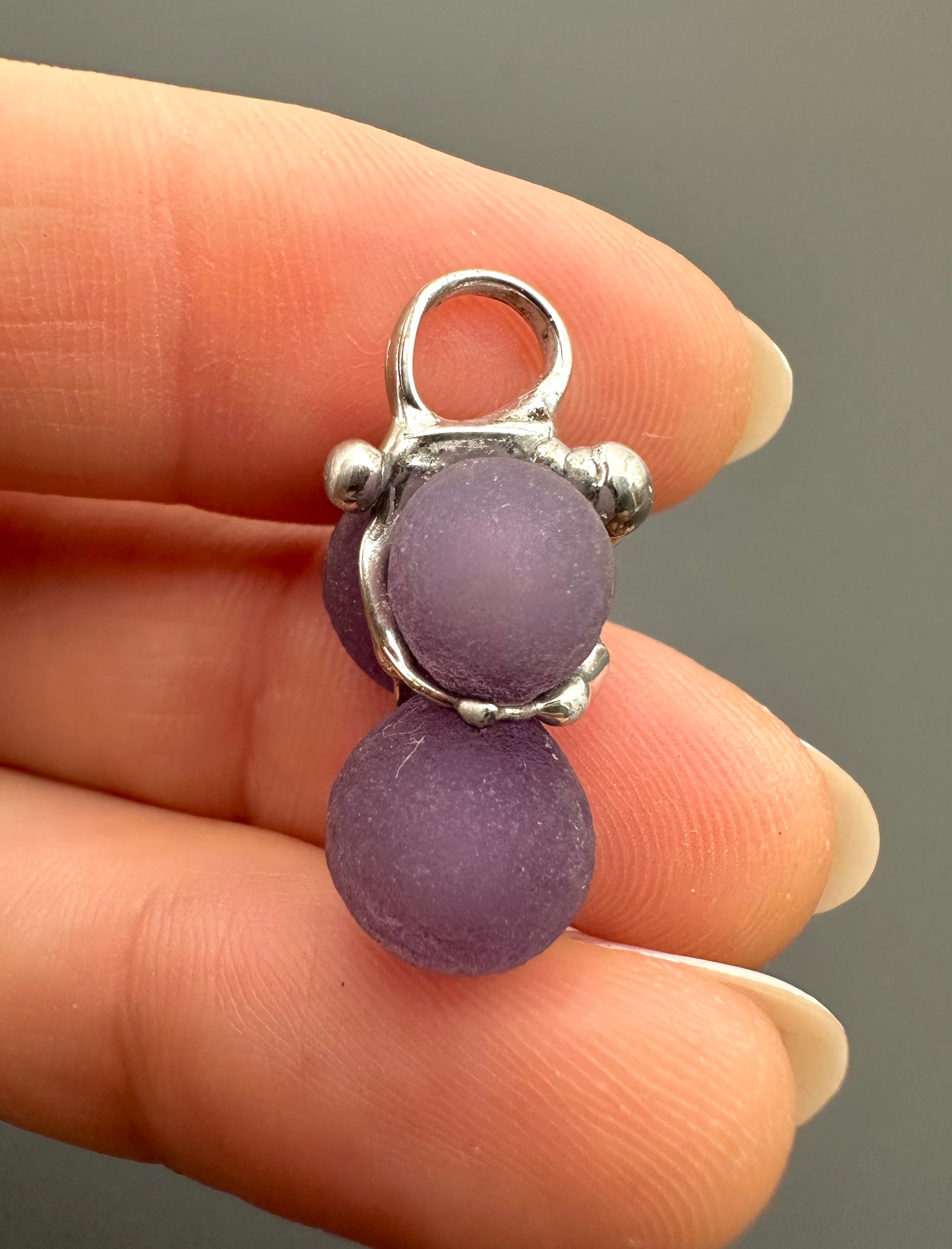 Grape chalcedony pendant - P/HCH58