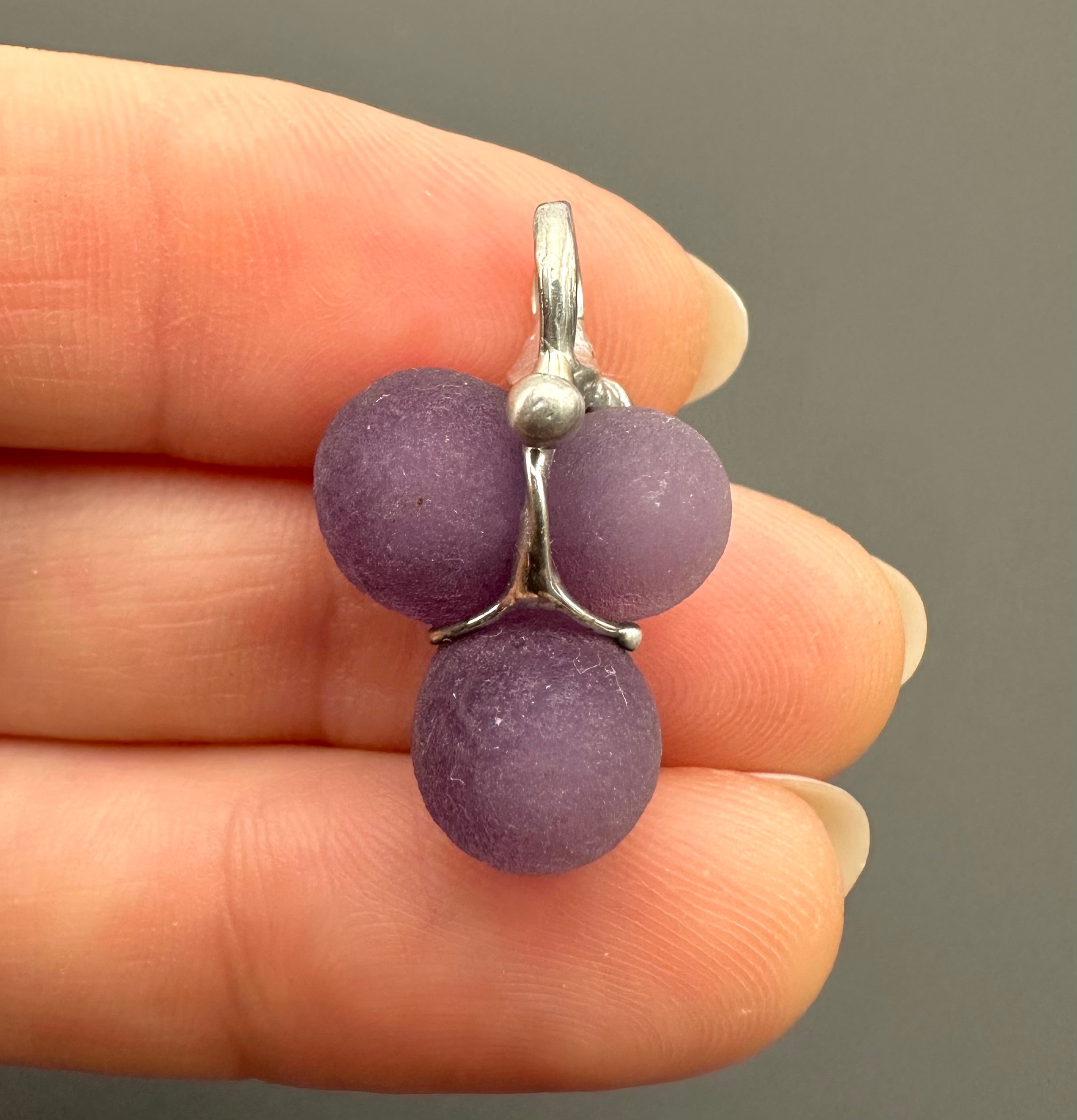 Grape chalcedony pendant