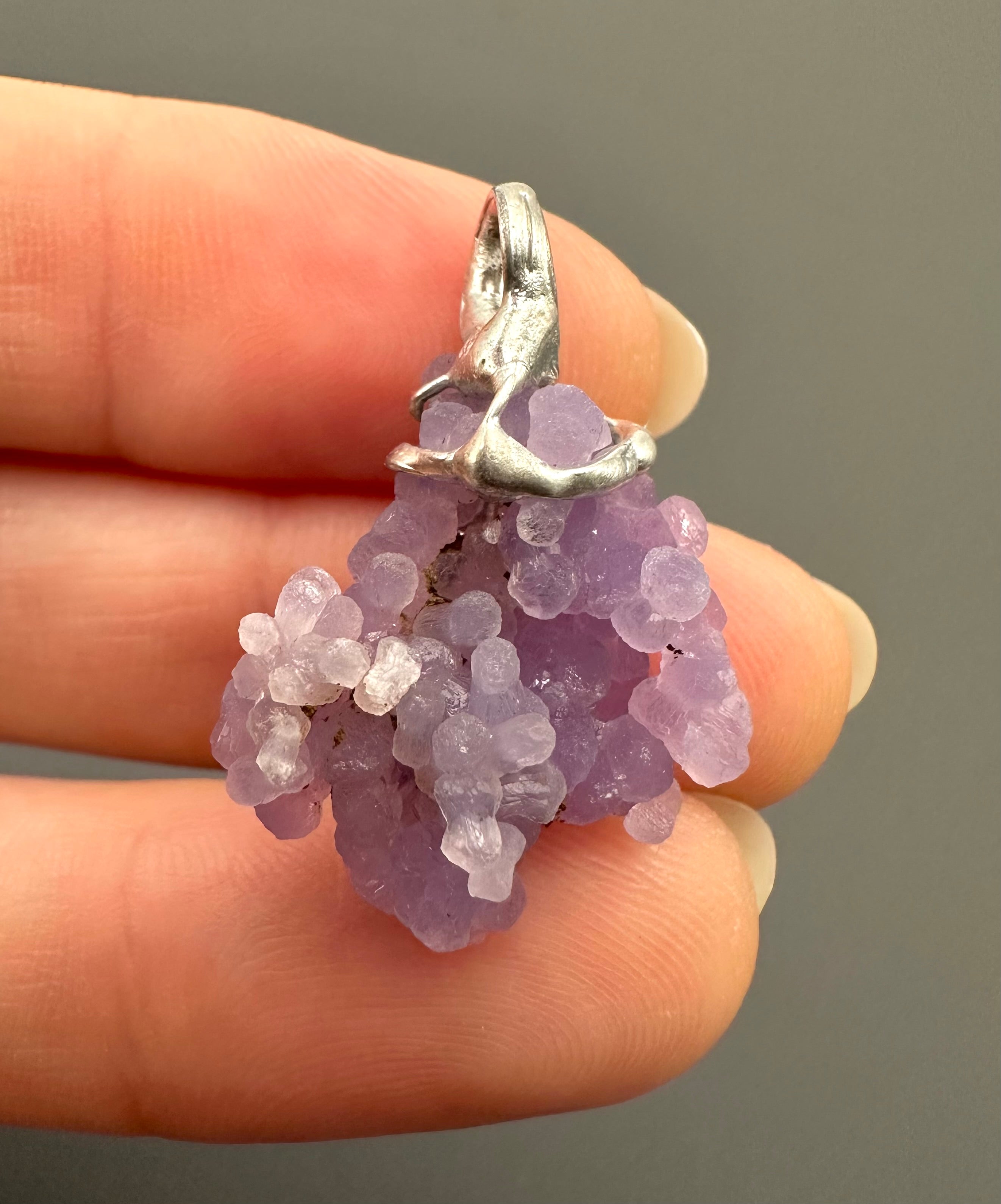 Grape chalcedony pendant - P/HCH62