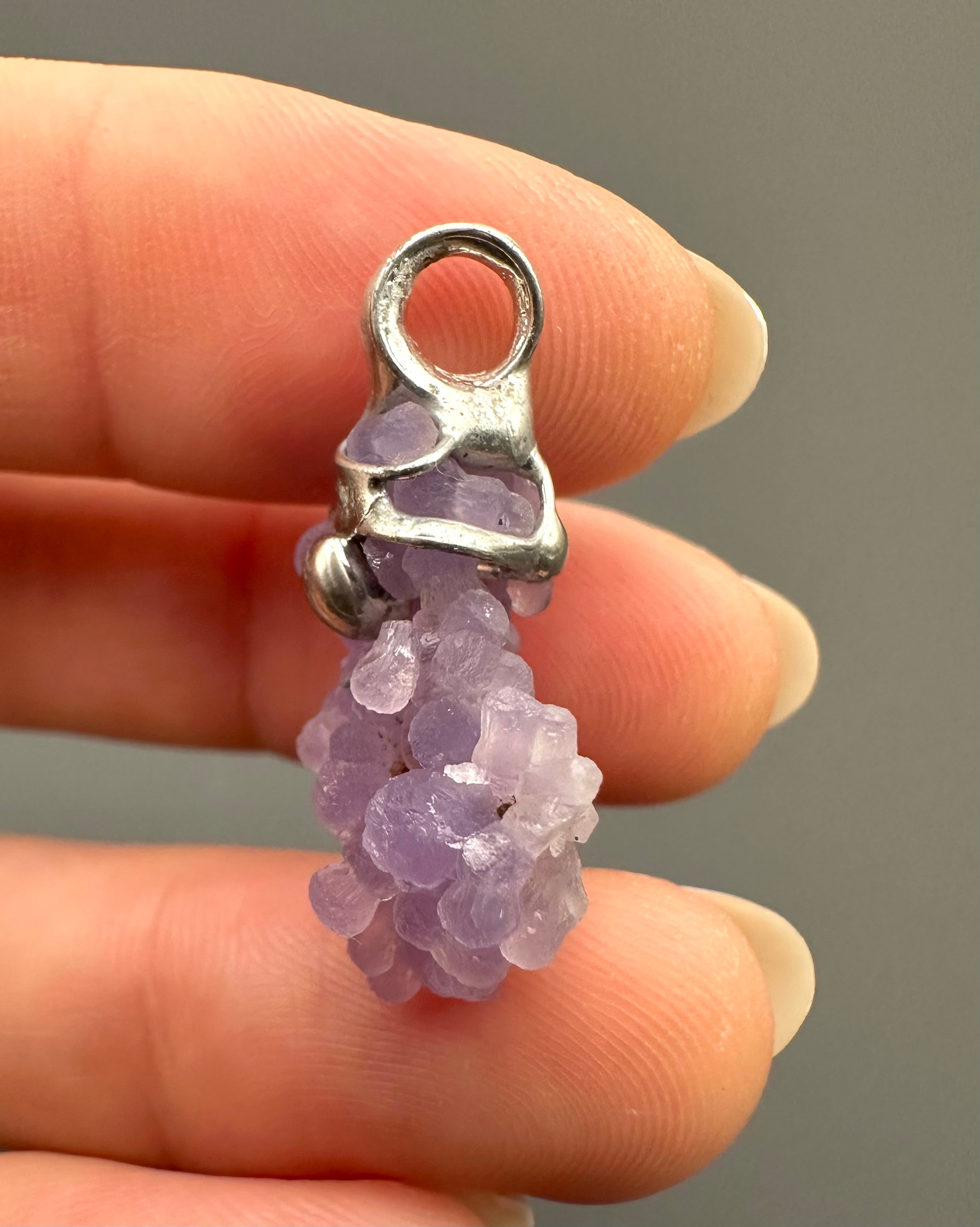 Grape chalcedony pendant - P/HCH62
