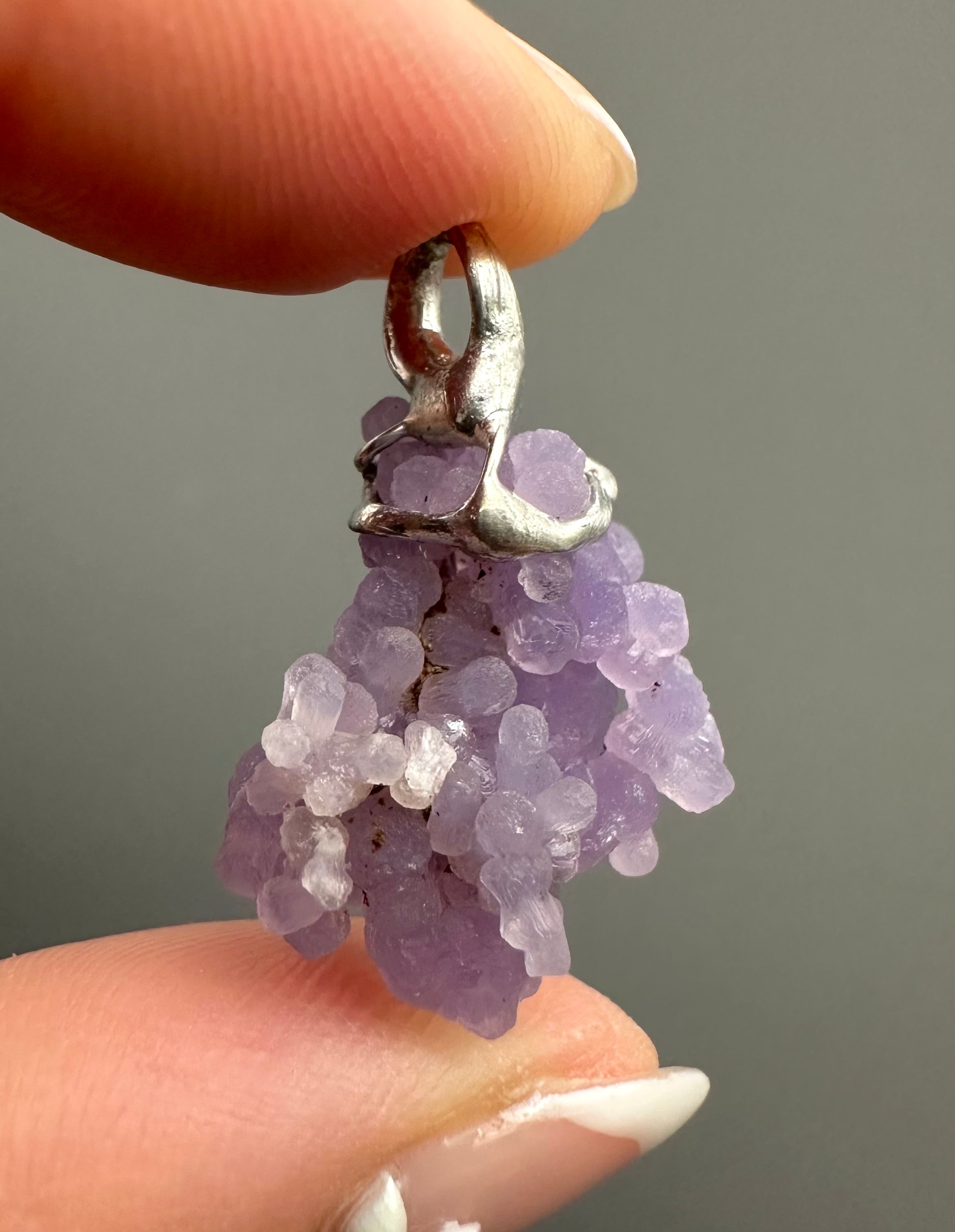 Grape chalcedony pendant - P/HCH62
