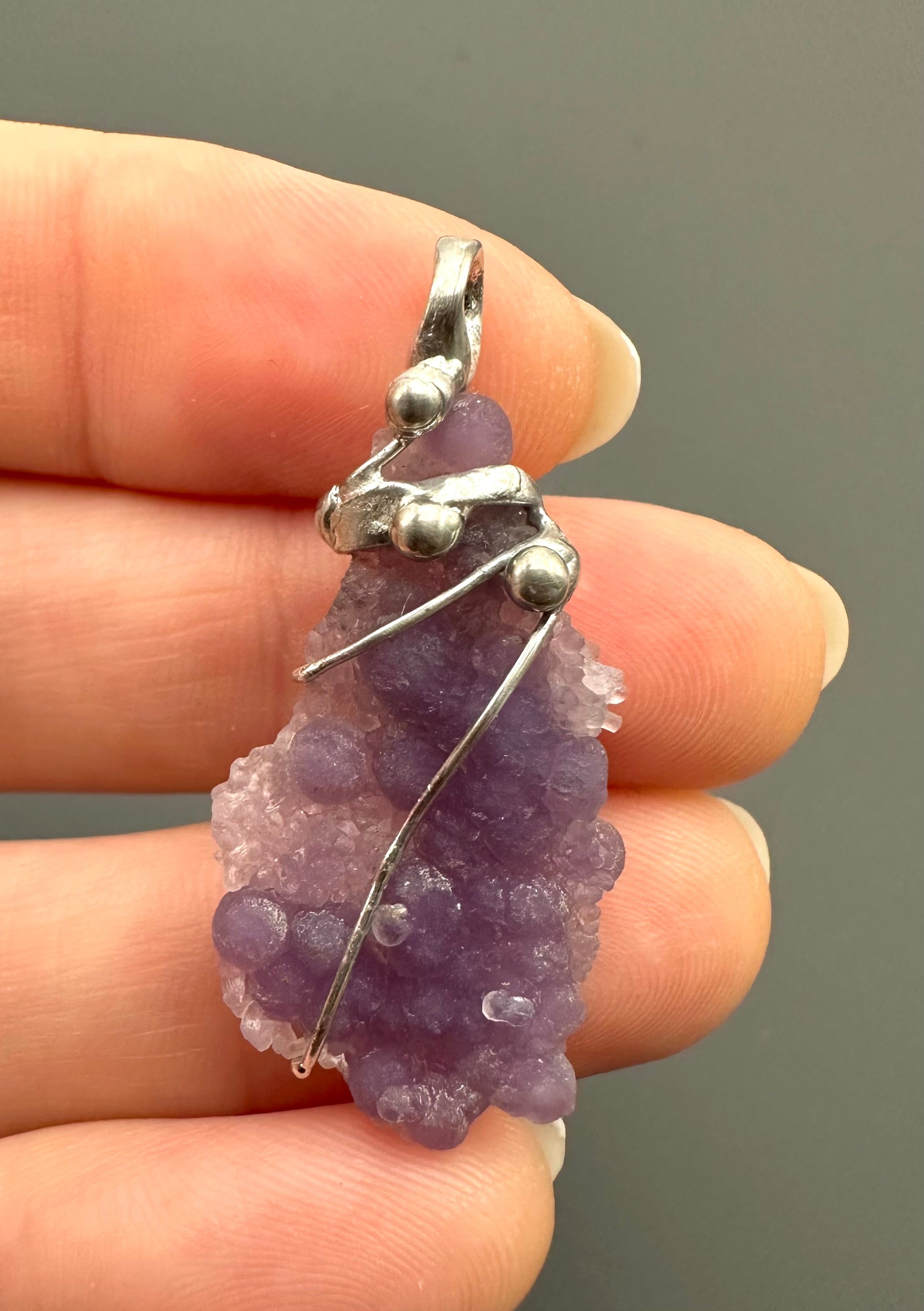 Grape chalcedony pendant - P/HCH66