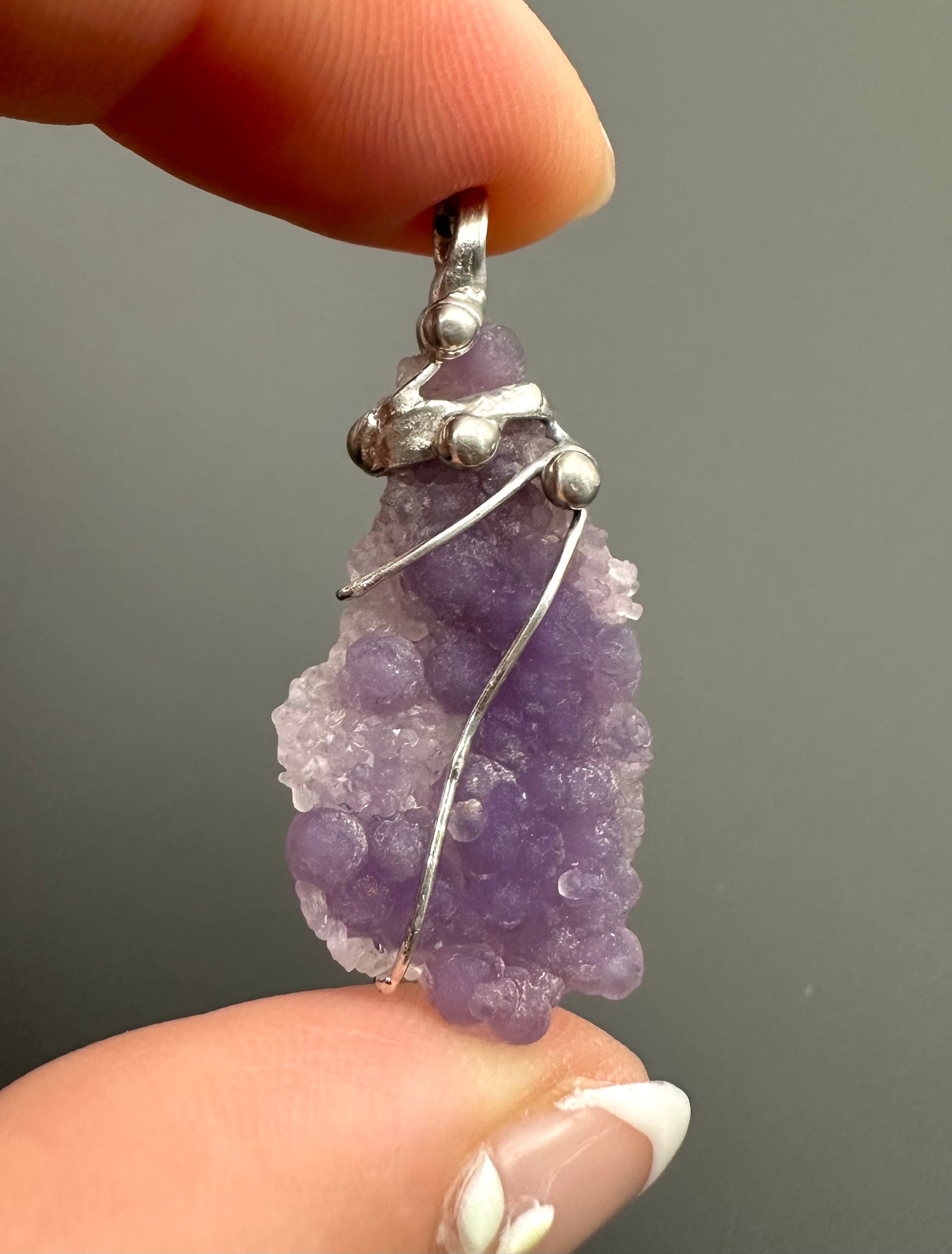 Grape chalcedony pendant - P/HCH66