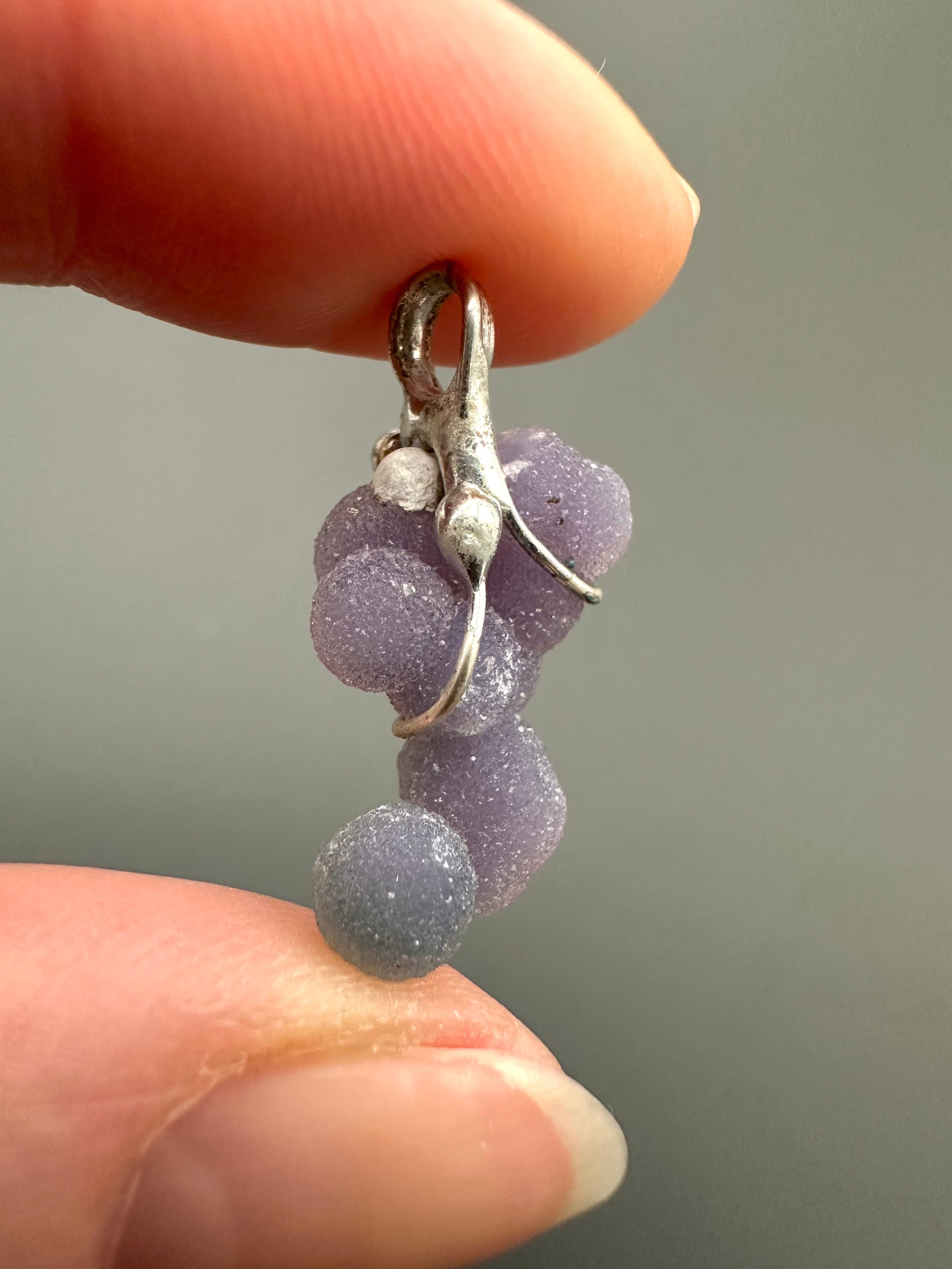 Grape chalcedony pendant - P/HCH71