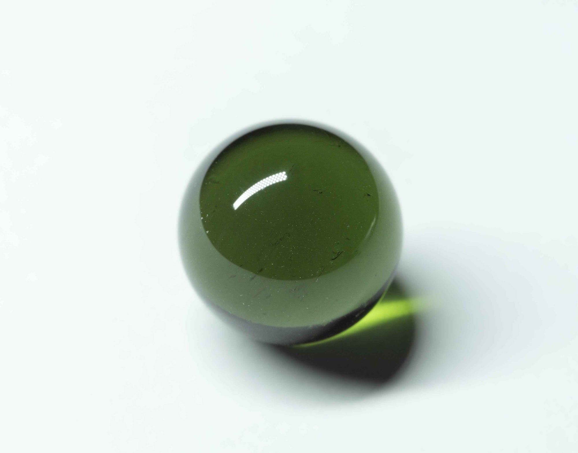 Moldavite faccettata 19,05ct – sphere - BV033