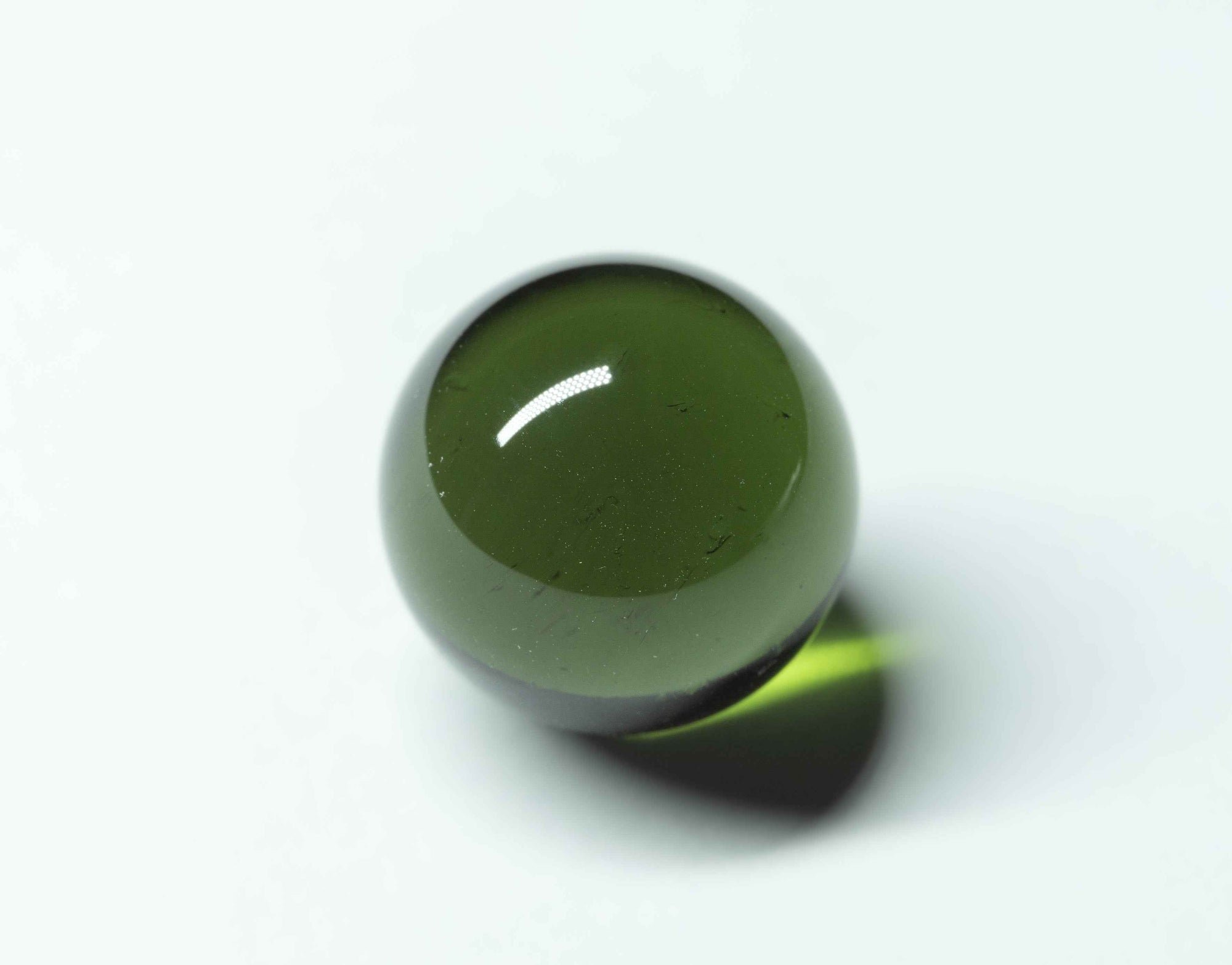 Moldavite faccettata 19,05ct – sphere - BV033