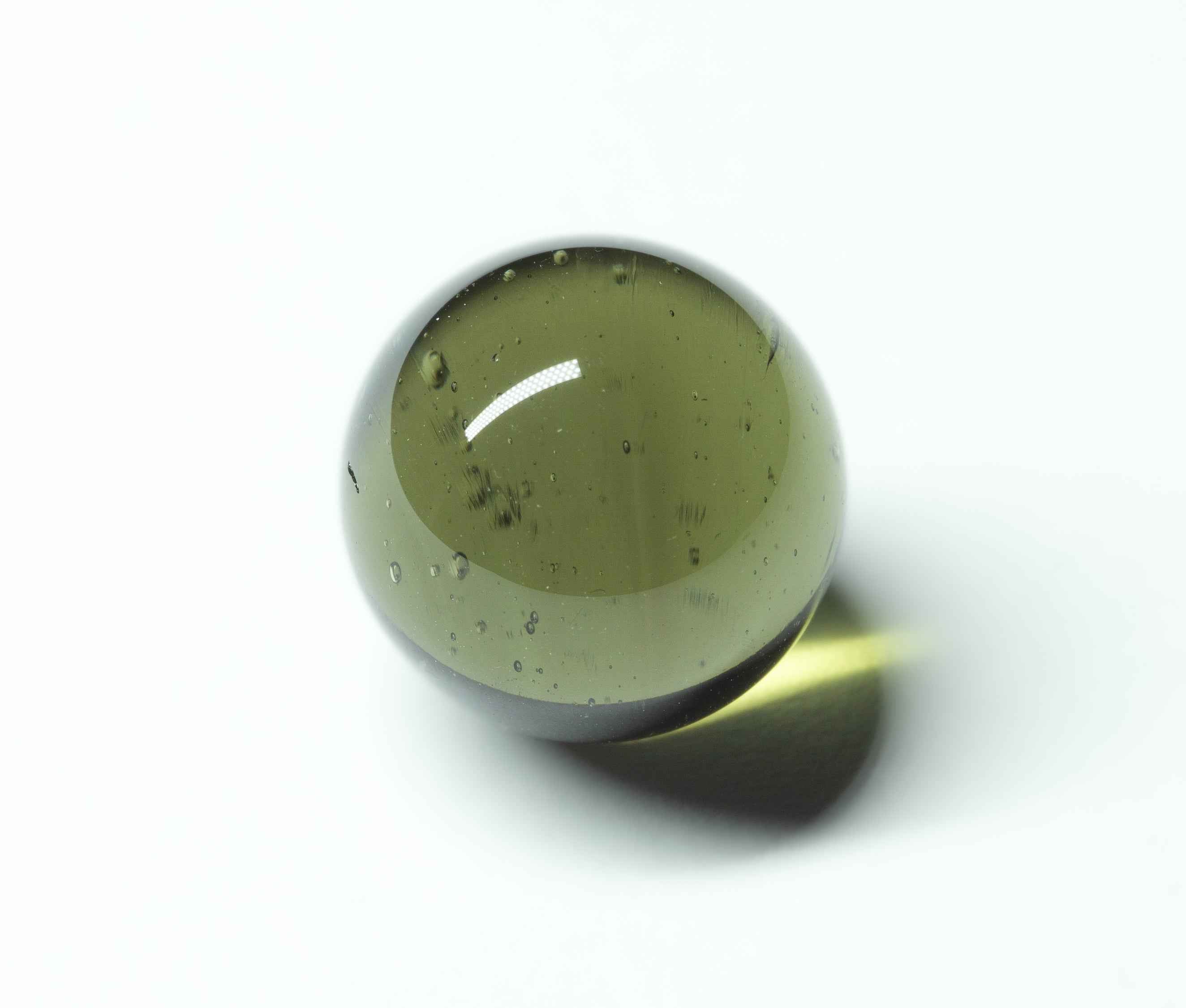 Moldavite faccettata 10,7ct – sphere - BV034