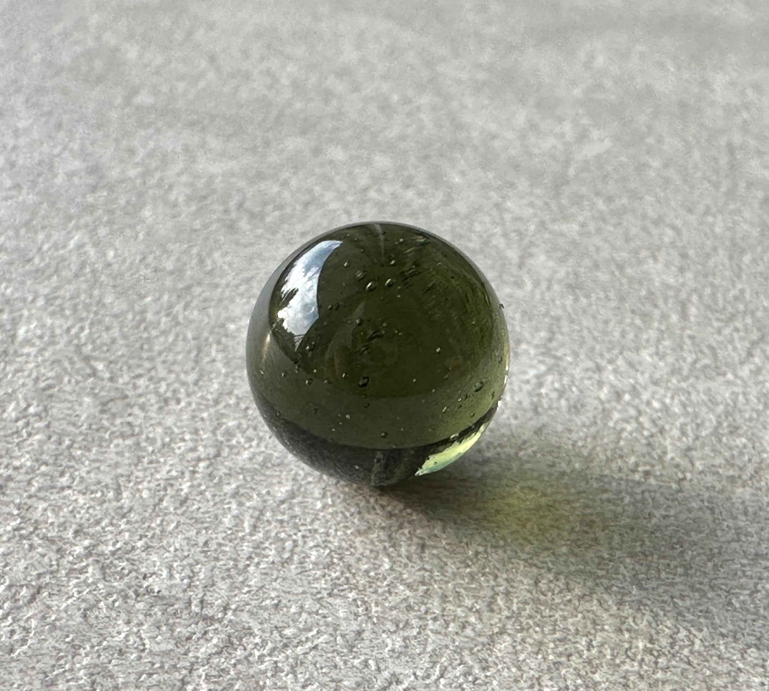 Moldavite faccettata 10,7ct – sphere - BV034
