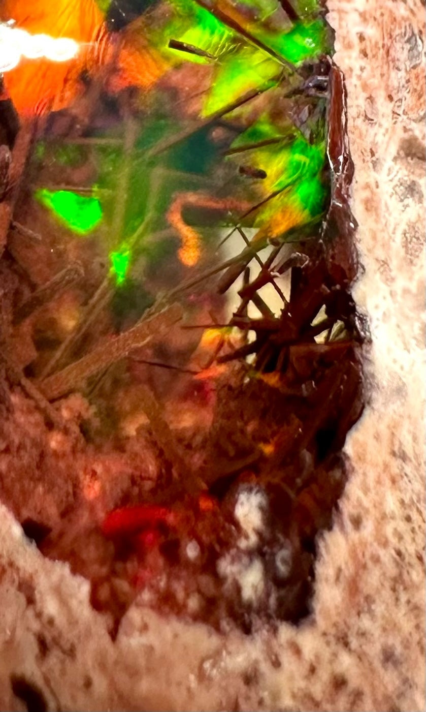 Fire opal – Cabochon – Queretaro, Mexico – Inclusion - OHK07