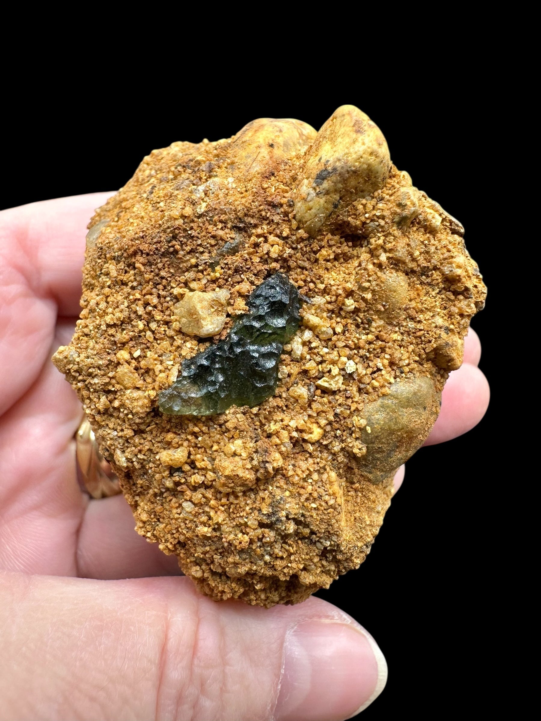 Moldavite in the sediment – Nesmen - INS030