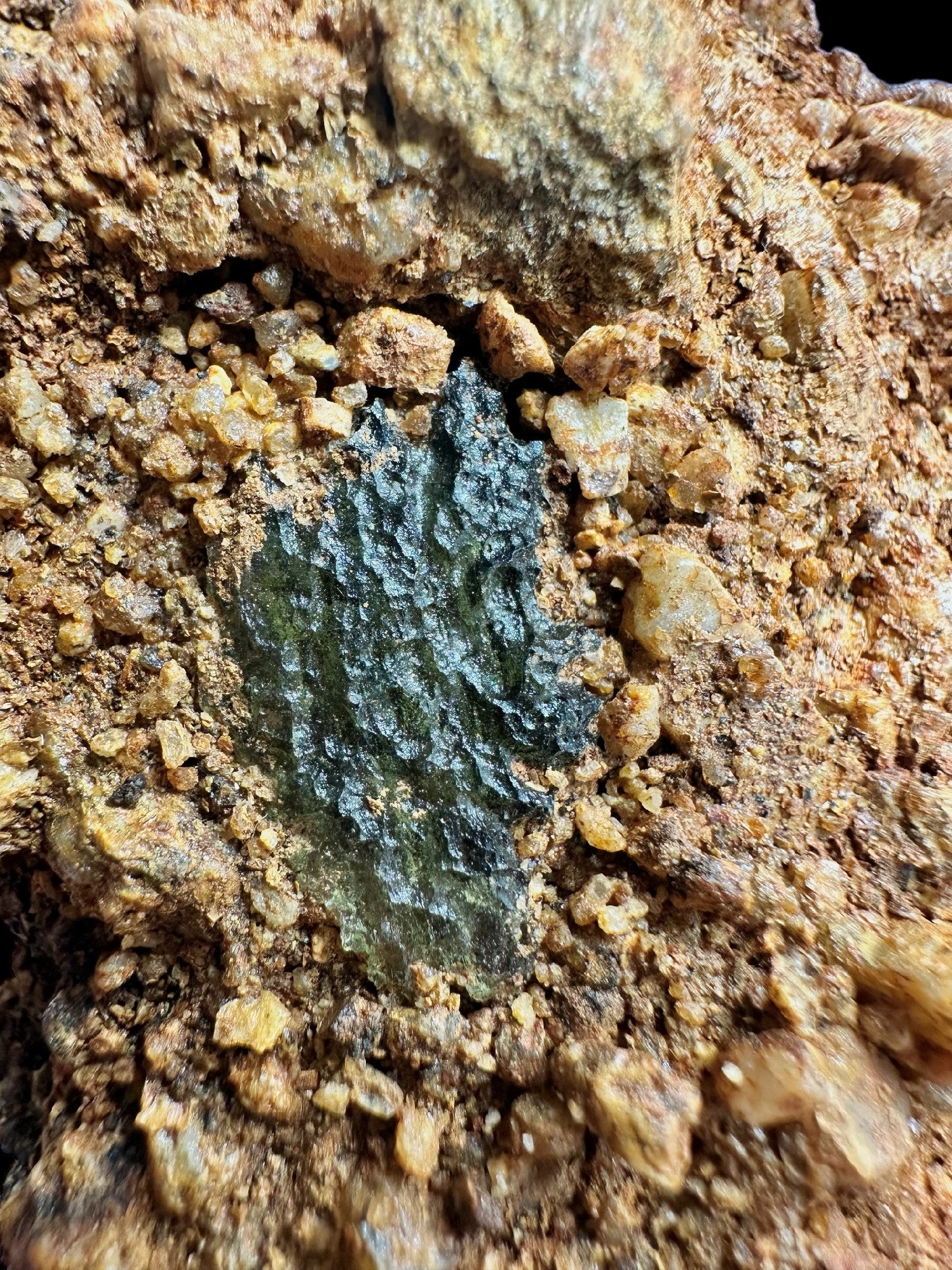 Moldavite in the sediment – Nesmen - INS033