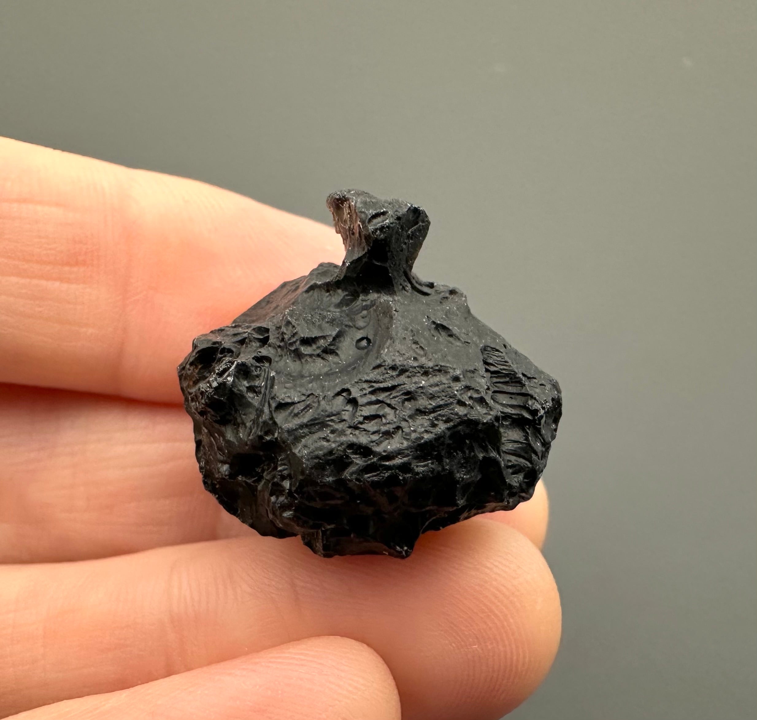 Bilitonite "Batu Satam" 8g – Belitung, Indonesia - BI017